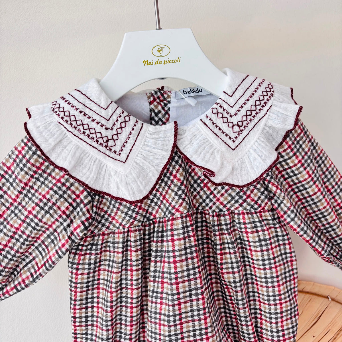 COMPLETO IN COTONE CALDO BORDEAUX con colletto ricamato - Noi da piccoli