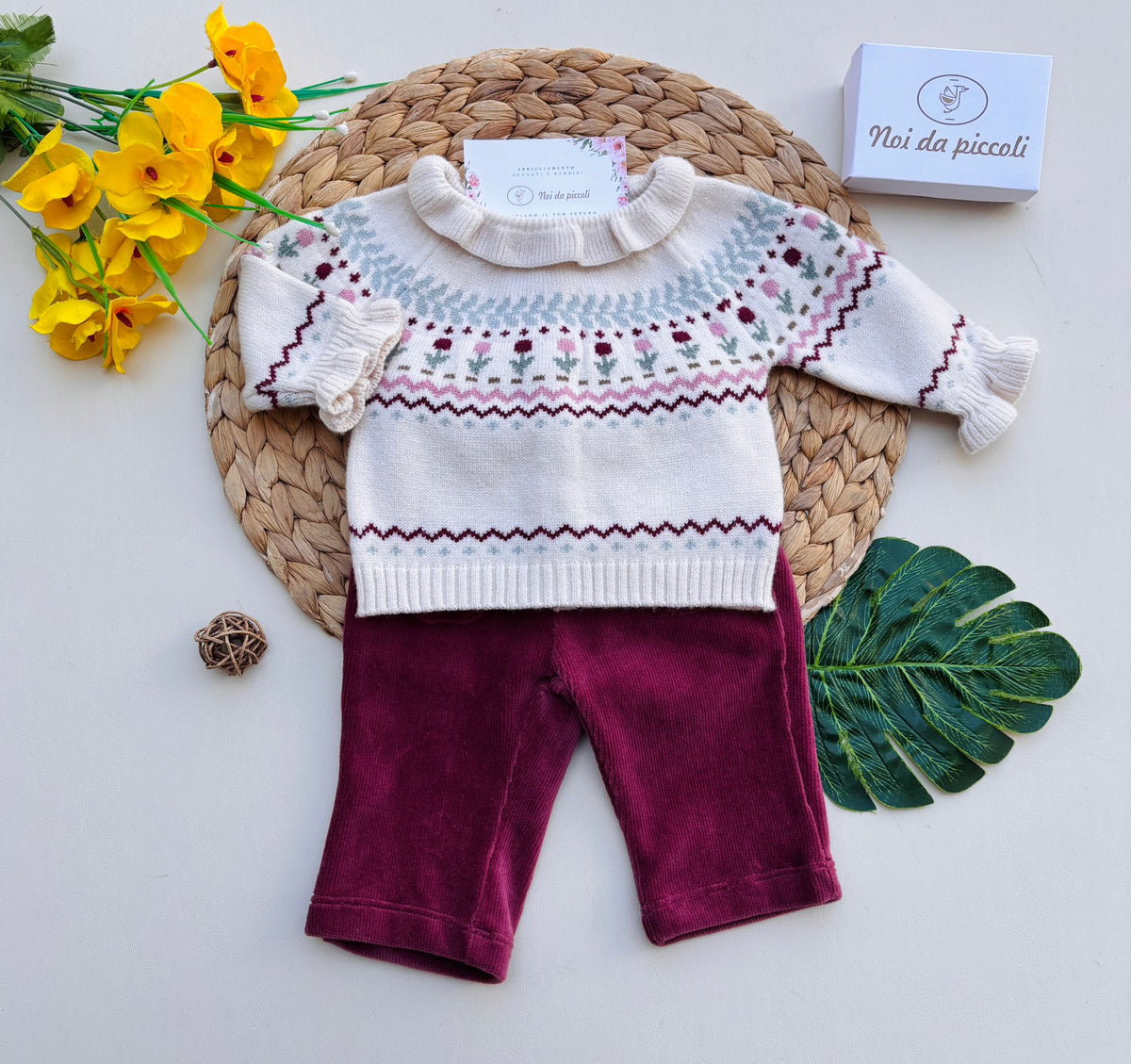 Completo in Vellutino con Fiorellini Magenta Mayoral