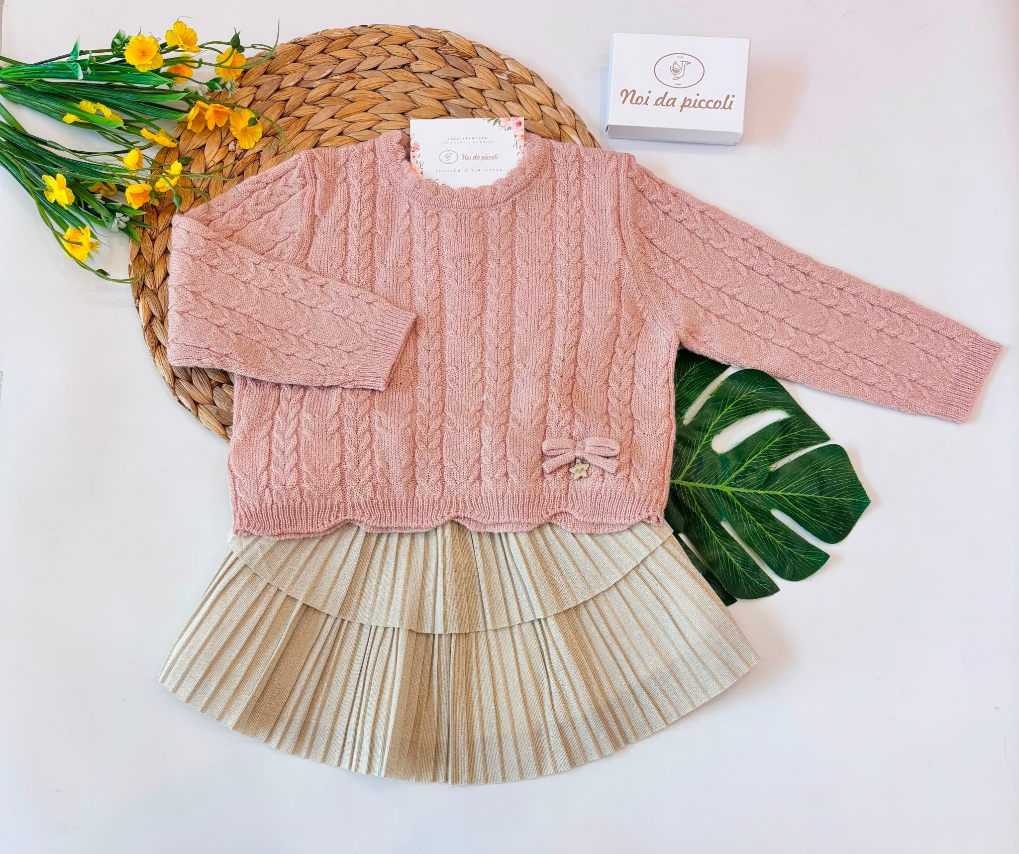 COMPLETO ROSA IN FILATO CALDO - Noi da piccoli