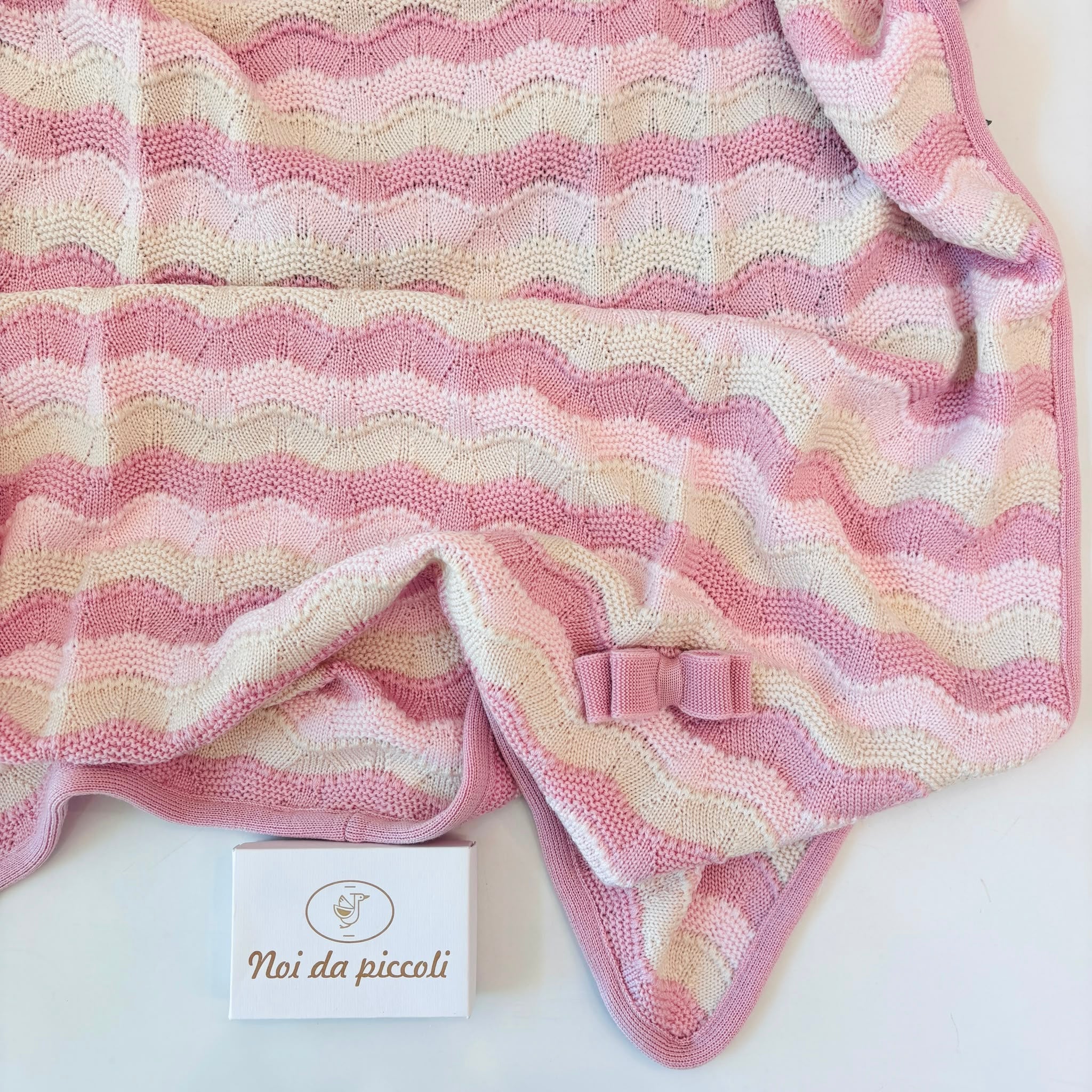 COPERTINA 100% LANA ROSA - Noi da piccoli