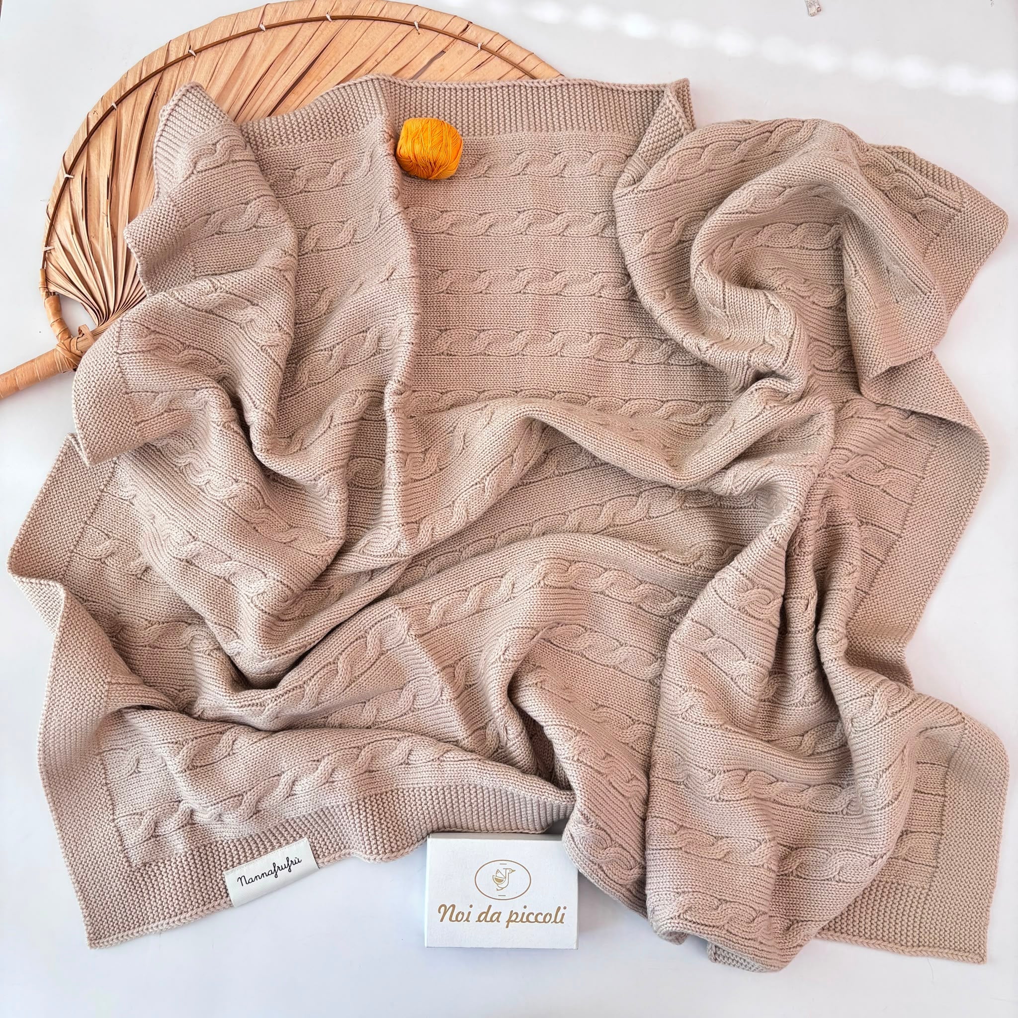 copertina 100% PURA LANA MERINO EXTRAFINE BEIGE - Noi da piccoli