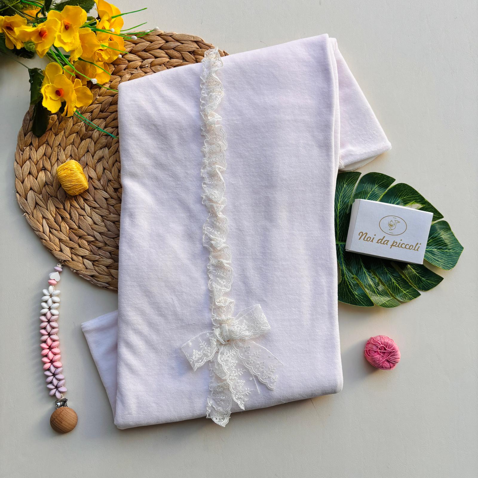 COPERTINA CON FASCIA IN MERLETTO CINIGLIA ROSA - Noi da piccoli