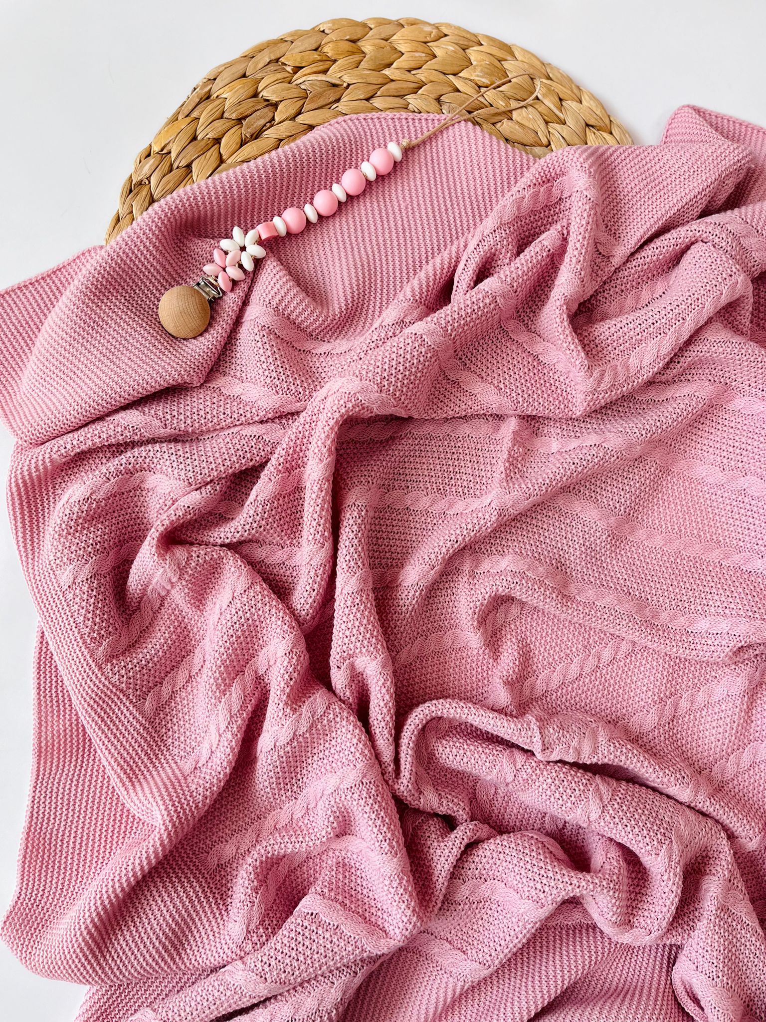 copertina FILATO CALDO ROSA INTENSO TRECCE - Noi da piccoli