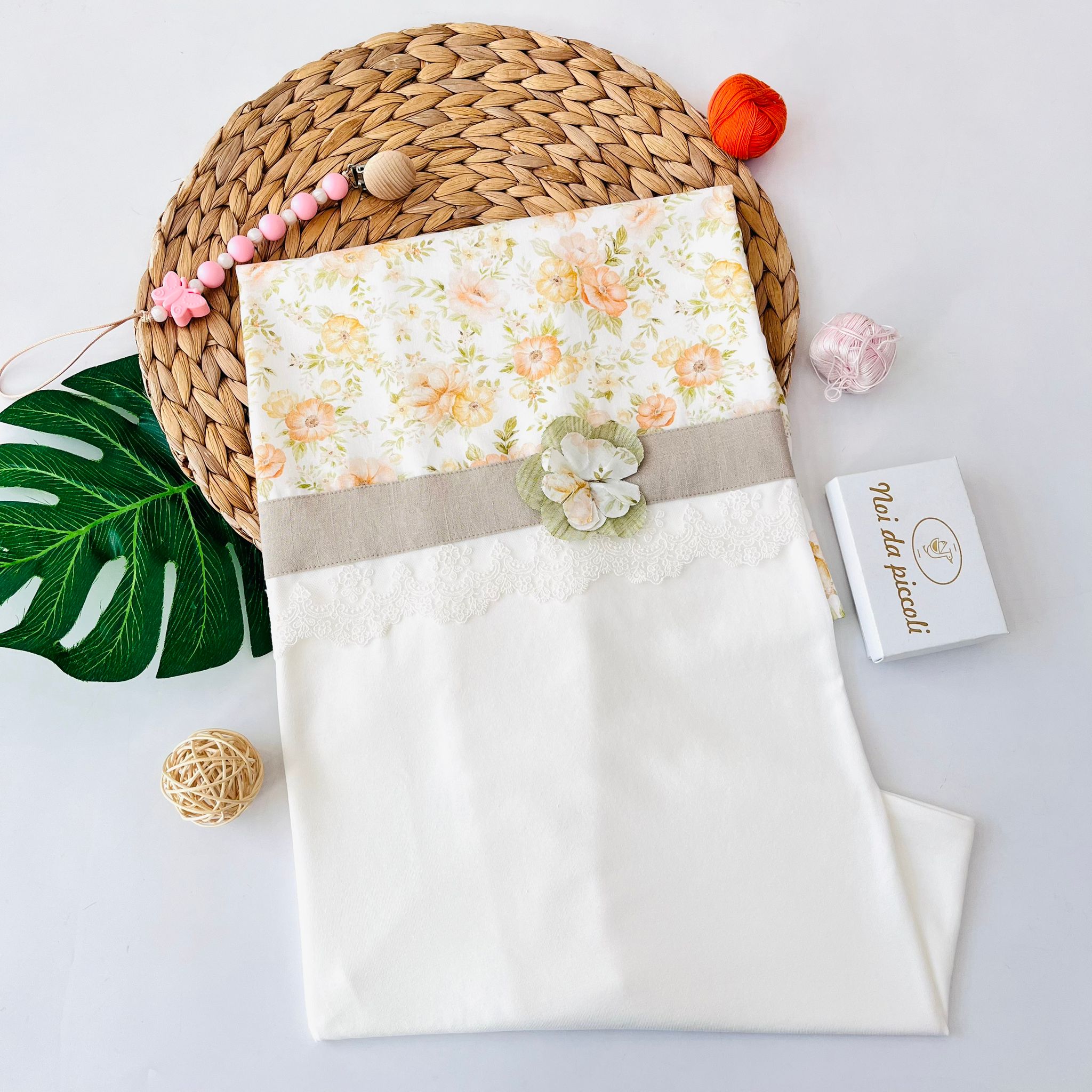 COPERTINA FIORI 100 % COTONE BEIGE - Noi da piccoli
