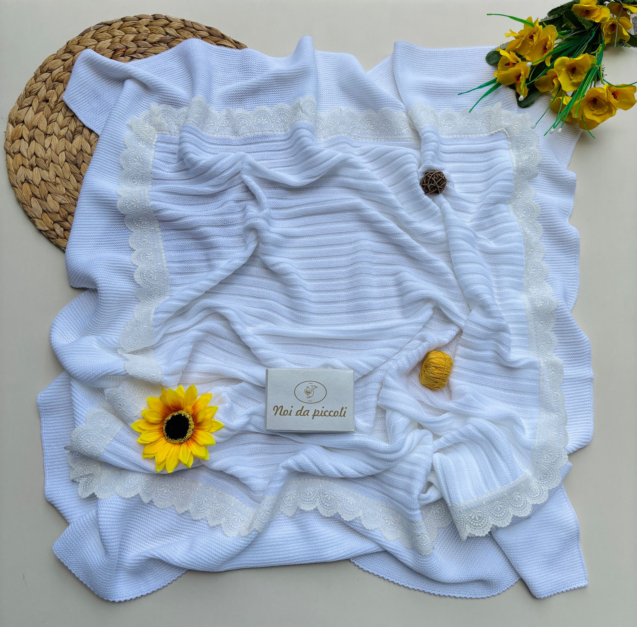 COPERTINA IN FILATO CALDO CIELO - Noi da piccoli