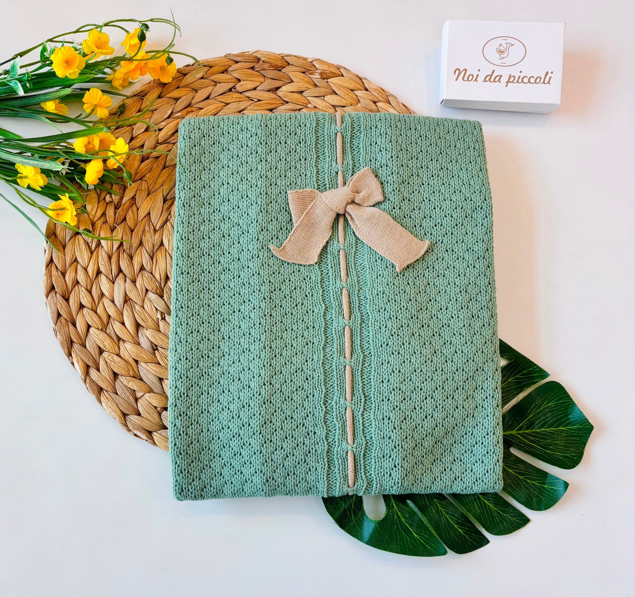 COPERTINA IN LANA VERDE E BEIGE - Noi da piccoli