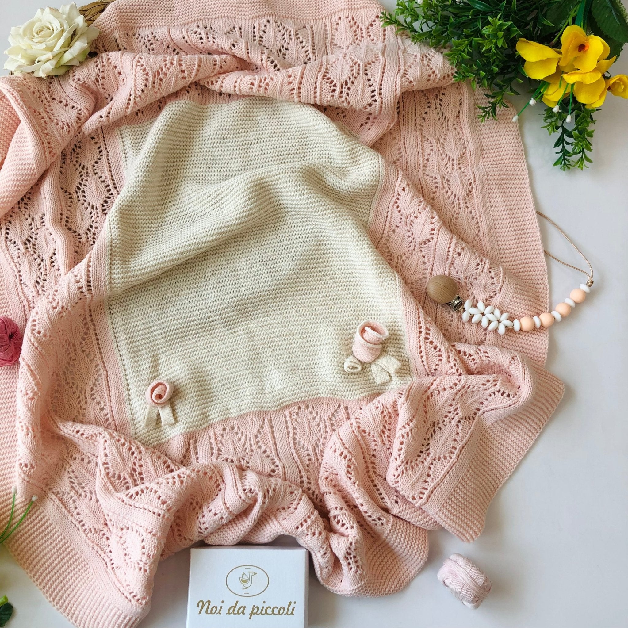 COPERTINA IN MISTO LANA ROSA BEIGE - Noi da piccoli