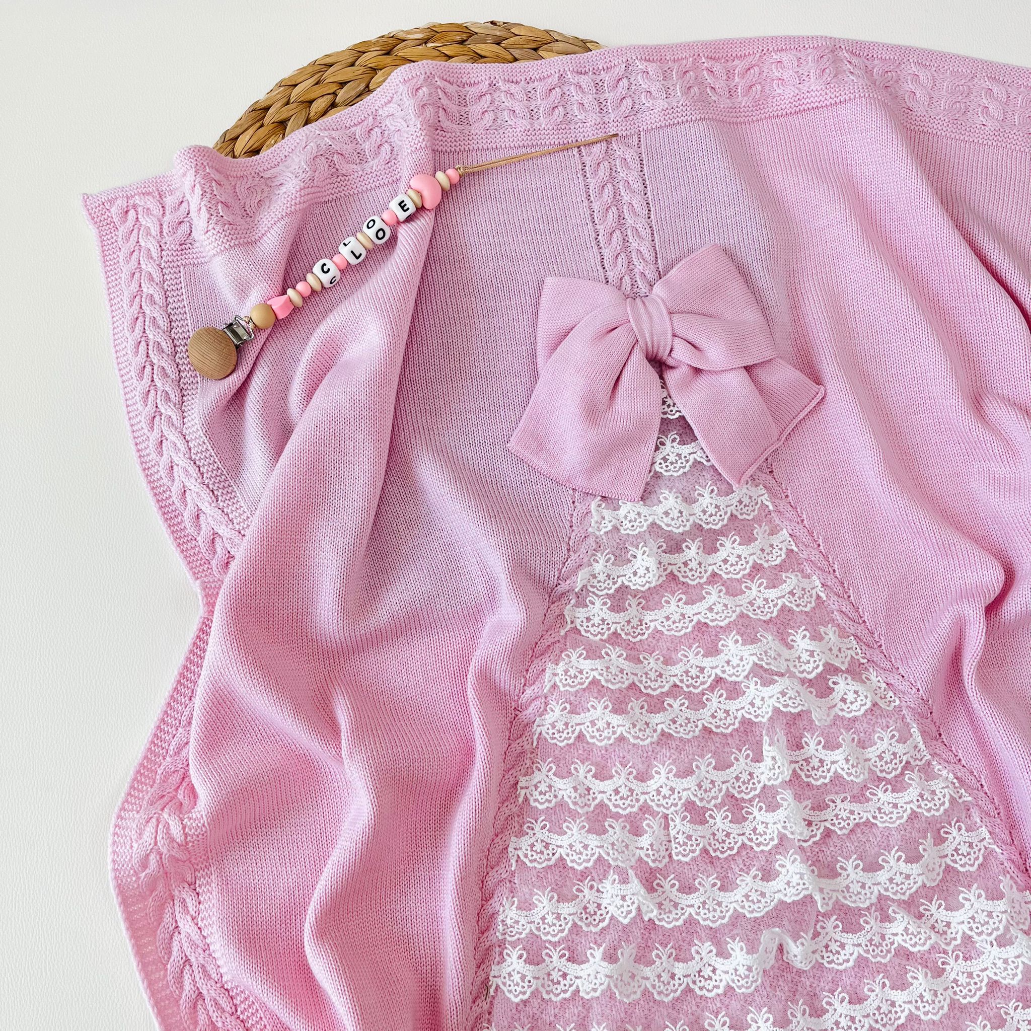 COPERTINA MERLETTO E FIOCCO 100% lana merino extrafine ROSA CIPRIA - Noi da piccoli