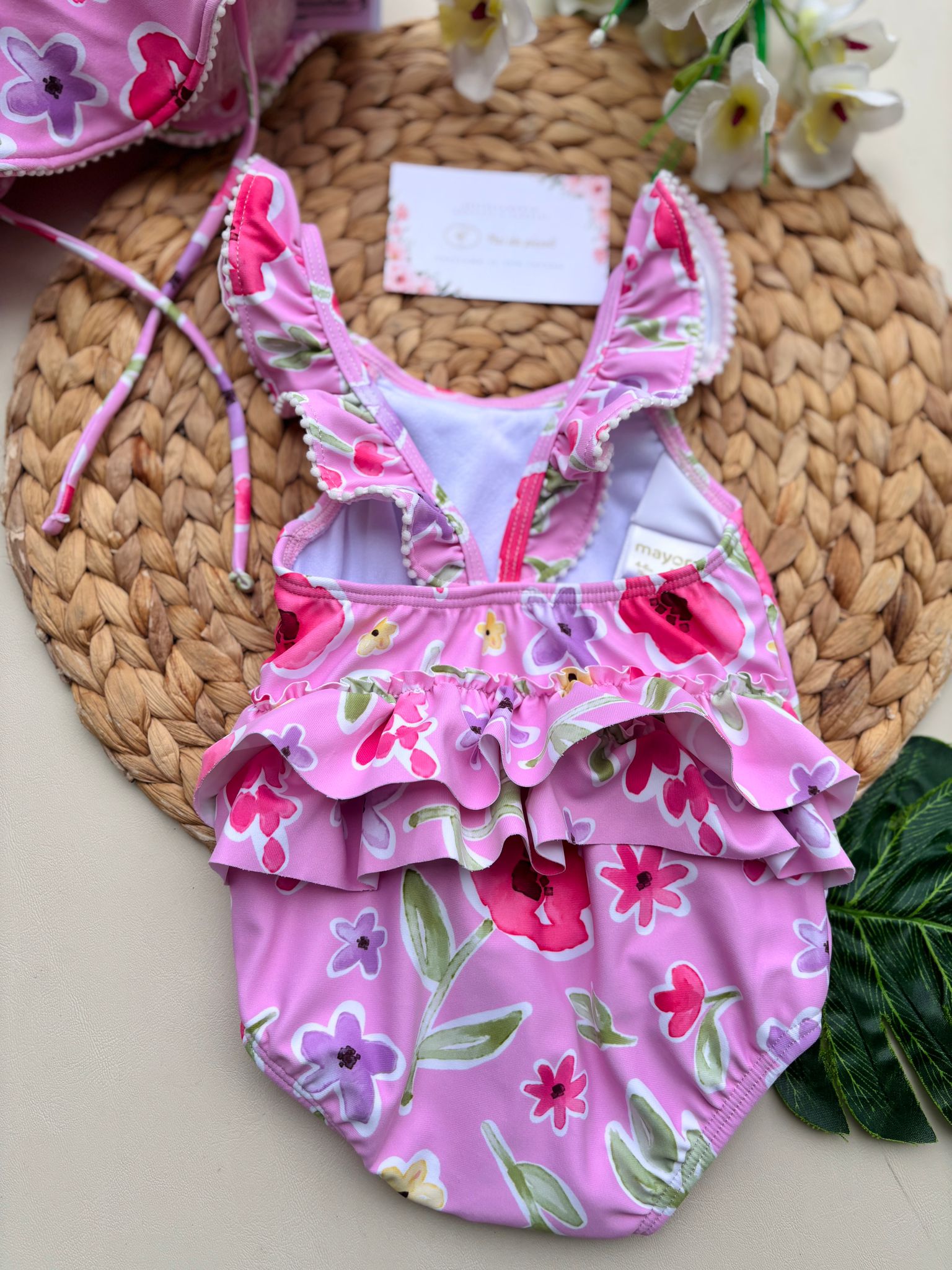 COSTUMINO INTERO CON FIORELLINI E CAPPELLINO ROSA - Noi da piccoli