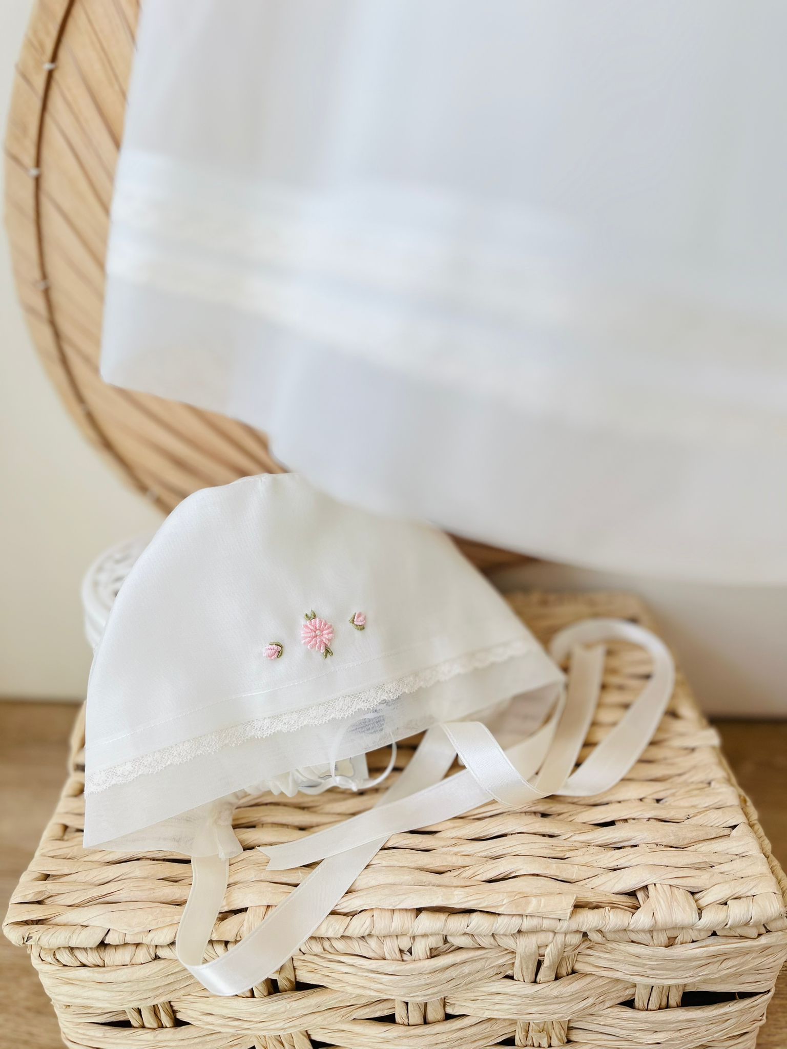 CUFFIA CERIMONIALE PERSIA ORGANDIS DI SETA Avorio - Noi da piccoli