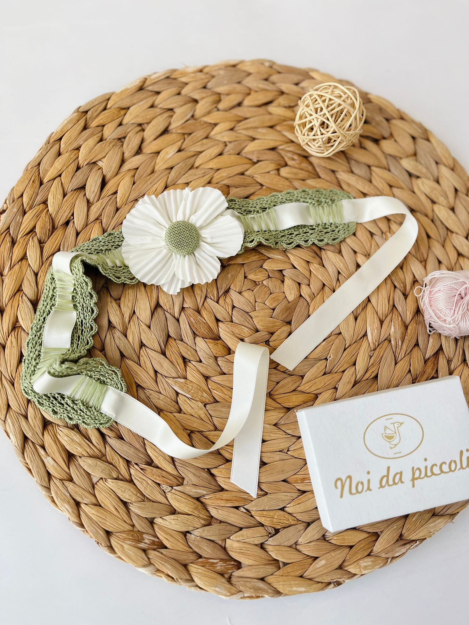 FASCIA UNCINETTO FIORE VANIGLIA VERDE - Noi da piccoli