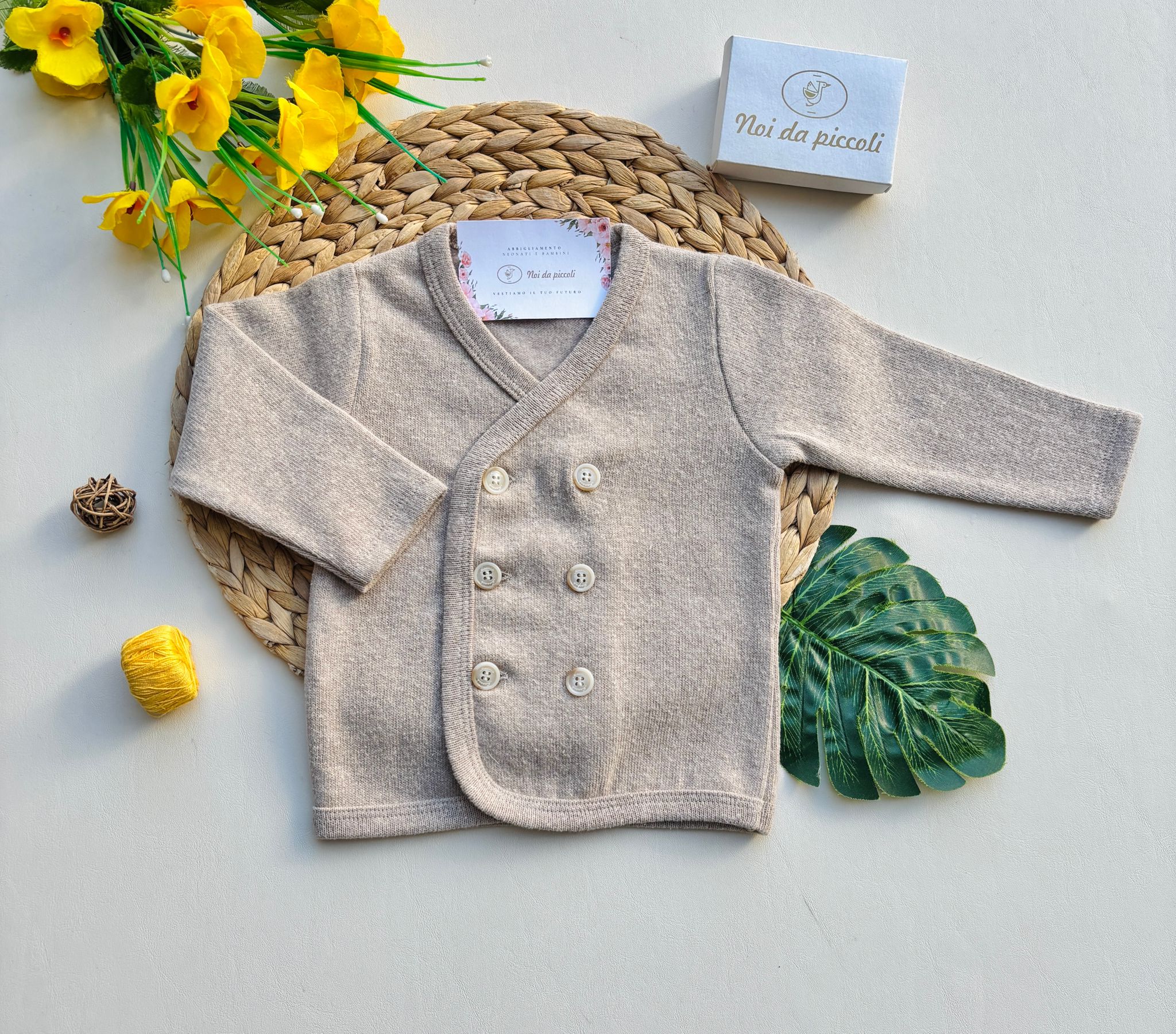 GIACCHINO IN FILATO CALDO BEIGE - Noi da piccoli