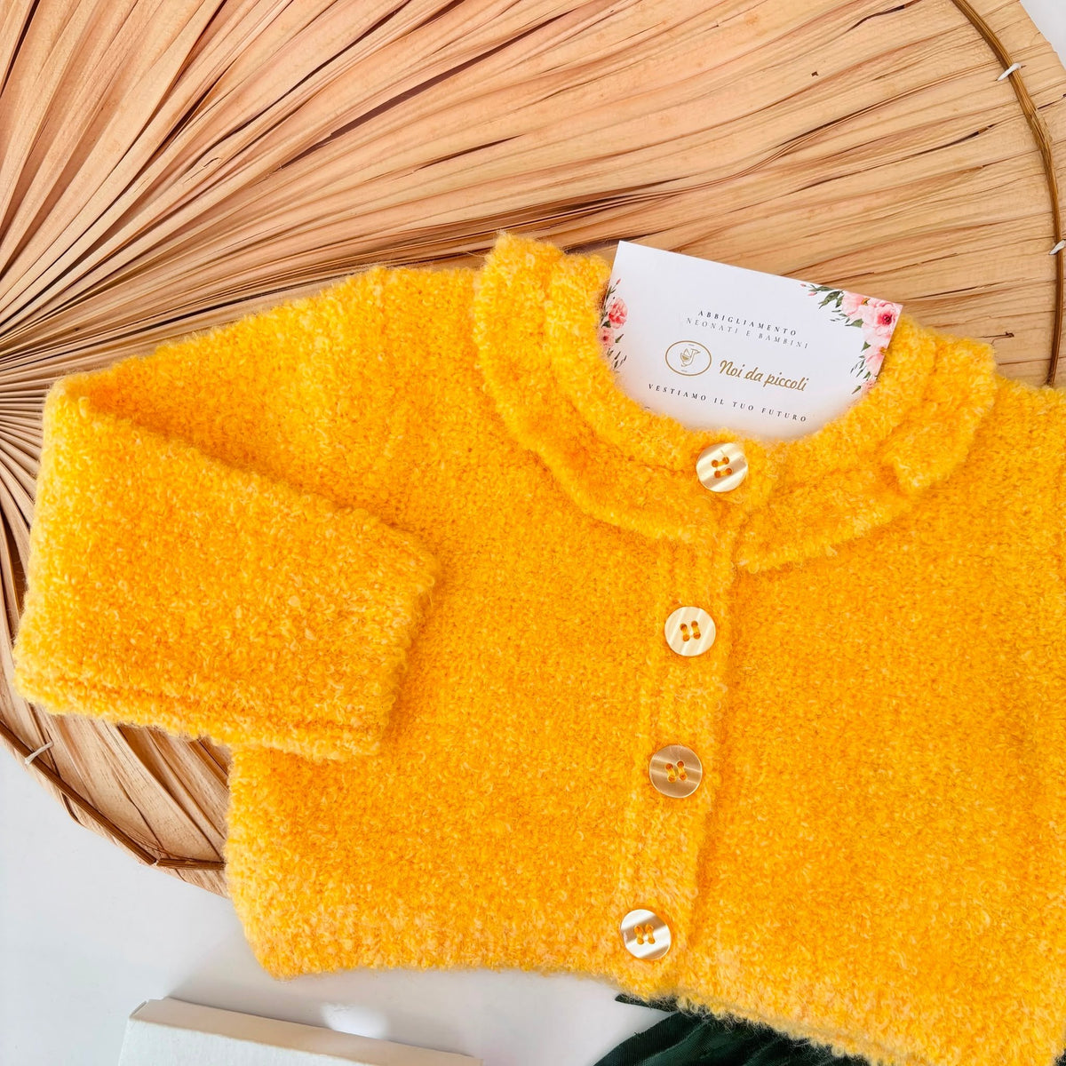 GOLFINO IN FILATO CALDO GIALLO - Noi da piccoli