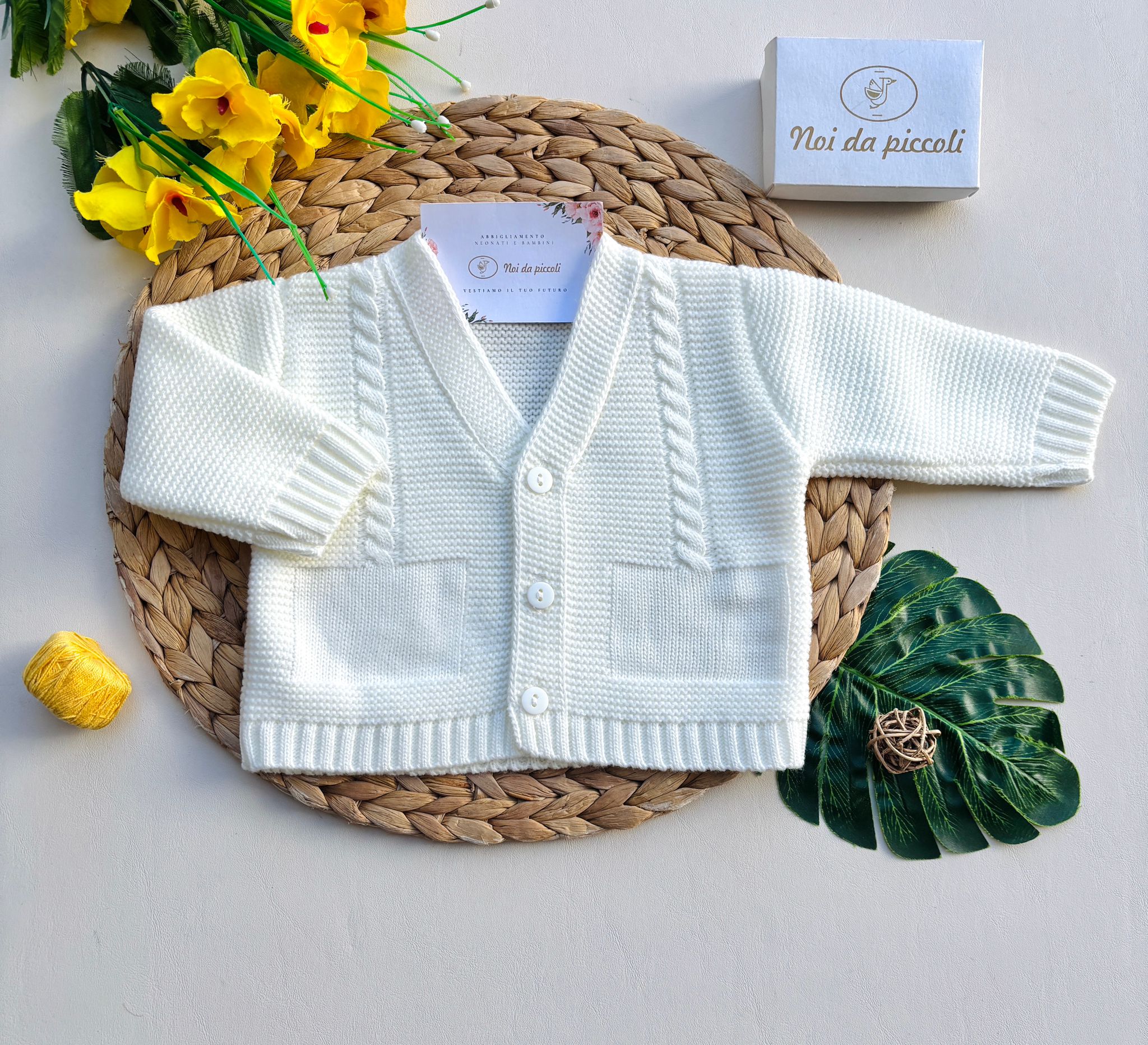 GOLFINO IN FILATO CALDO PERLA - Noi da piccoli