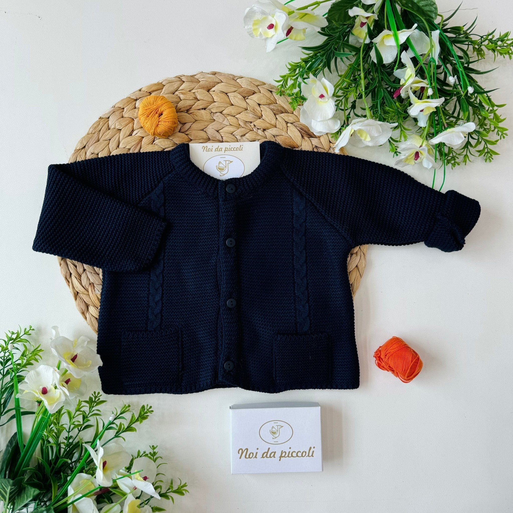 GOLFINO TRECCE BLU FILATO CALDO - Noi da piccoli