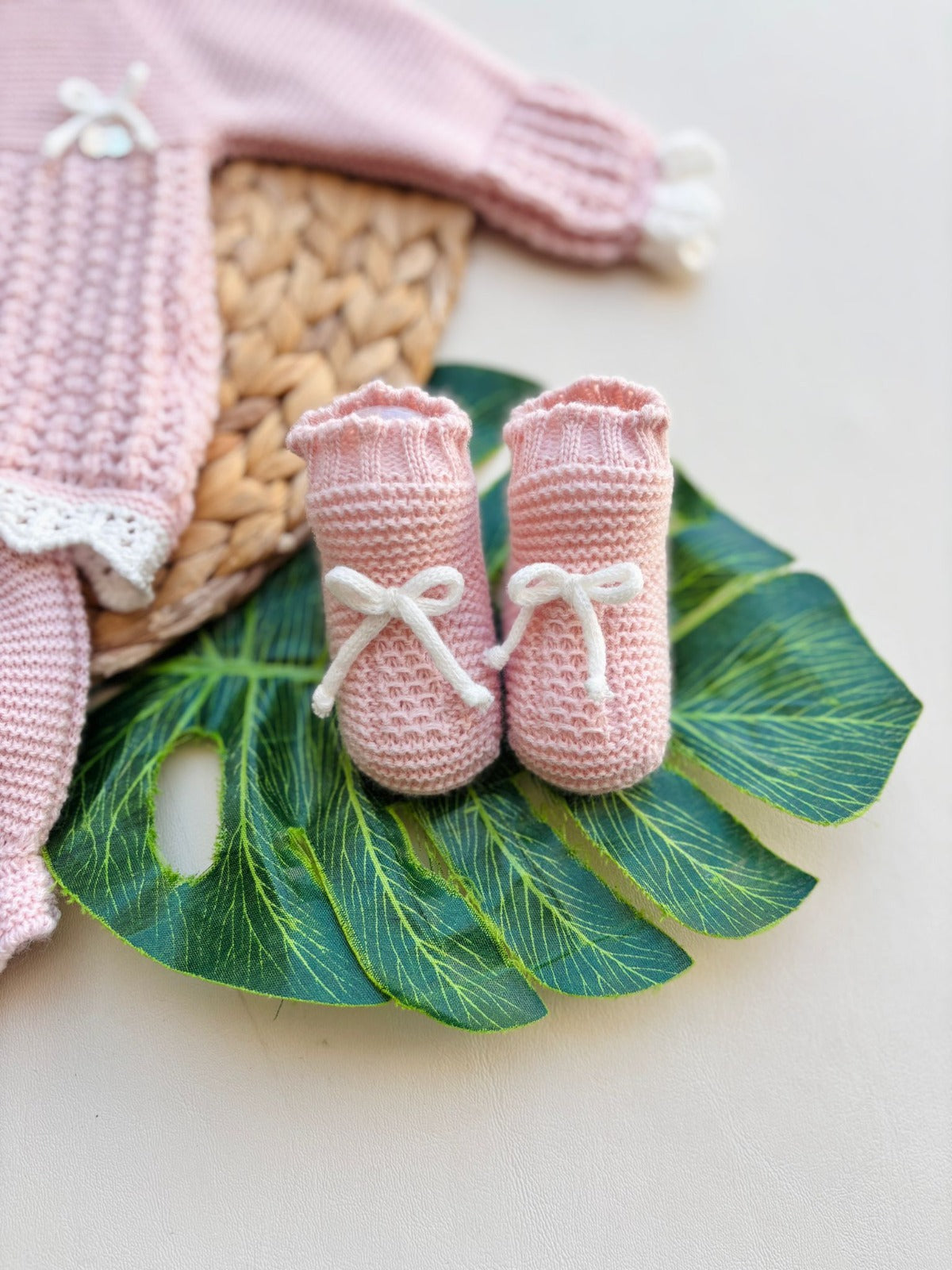 COMPLETO 3PZ CON BABBUCCE FILATO CALDO ROSA