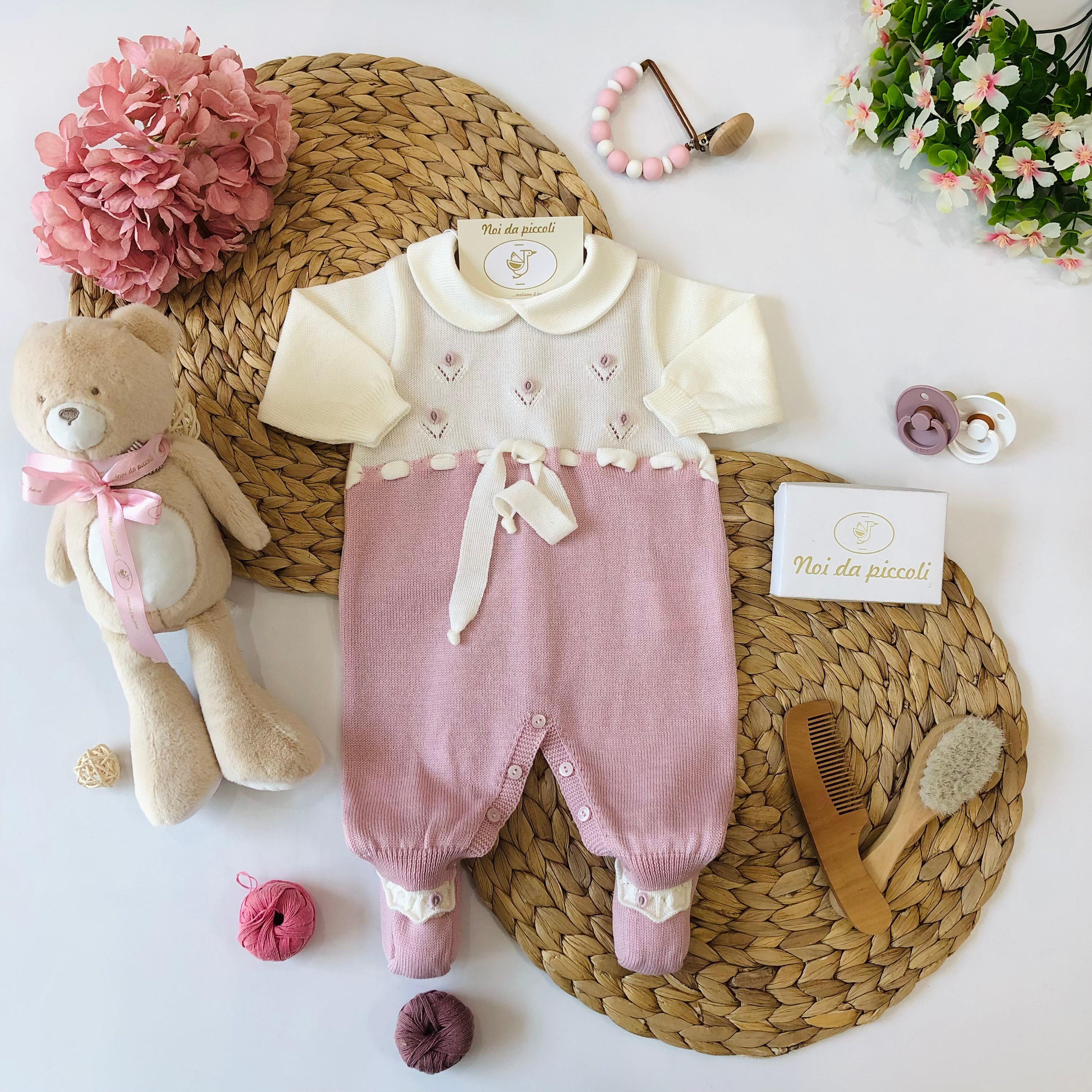 ROMPER WITH VANILLA MARSALA SLIPPERS