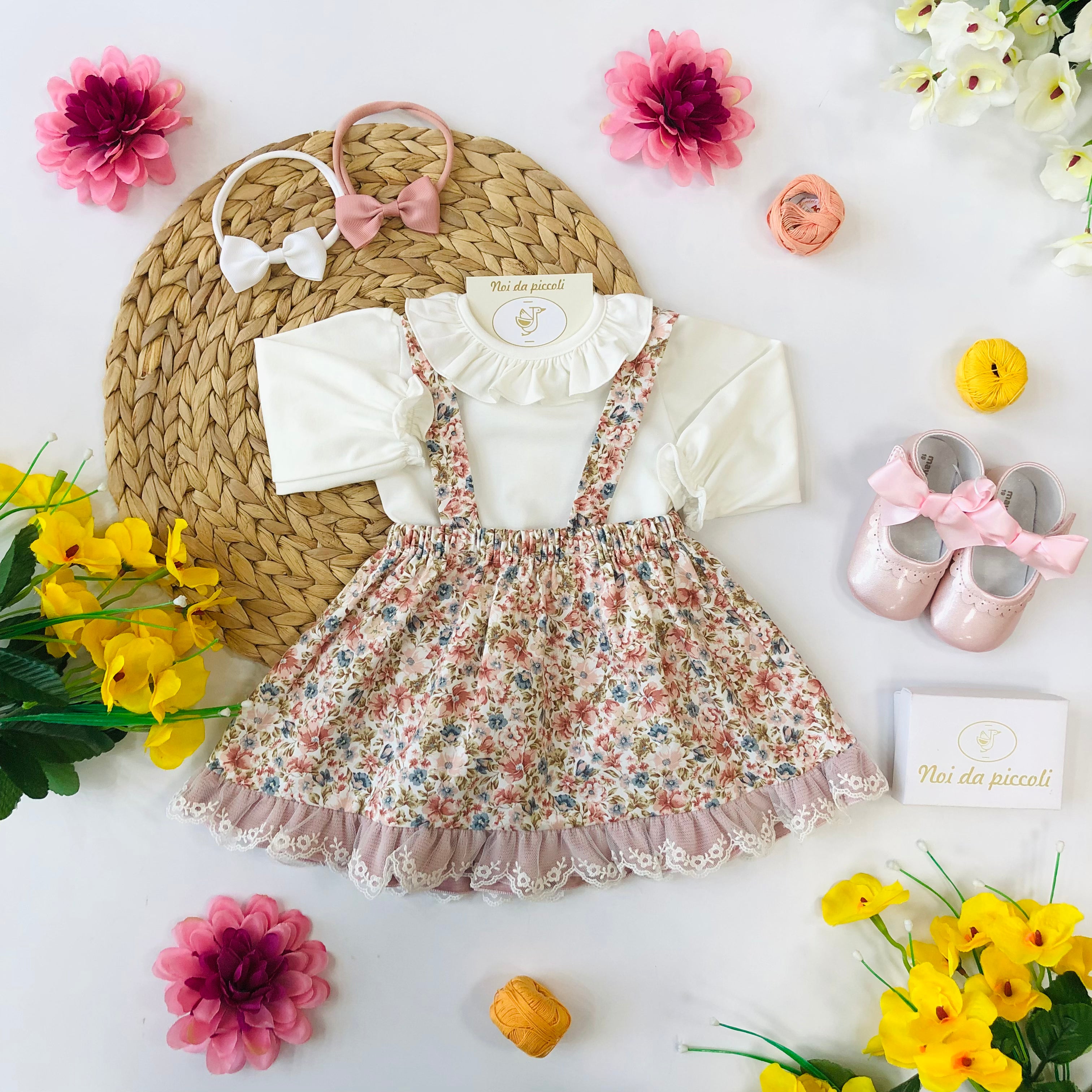 BODY WITH CREAM AND POWDER FLOWER DRESS