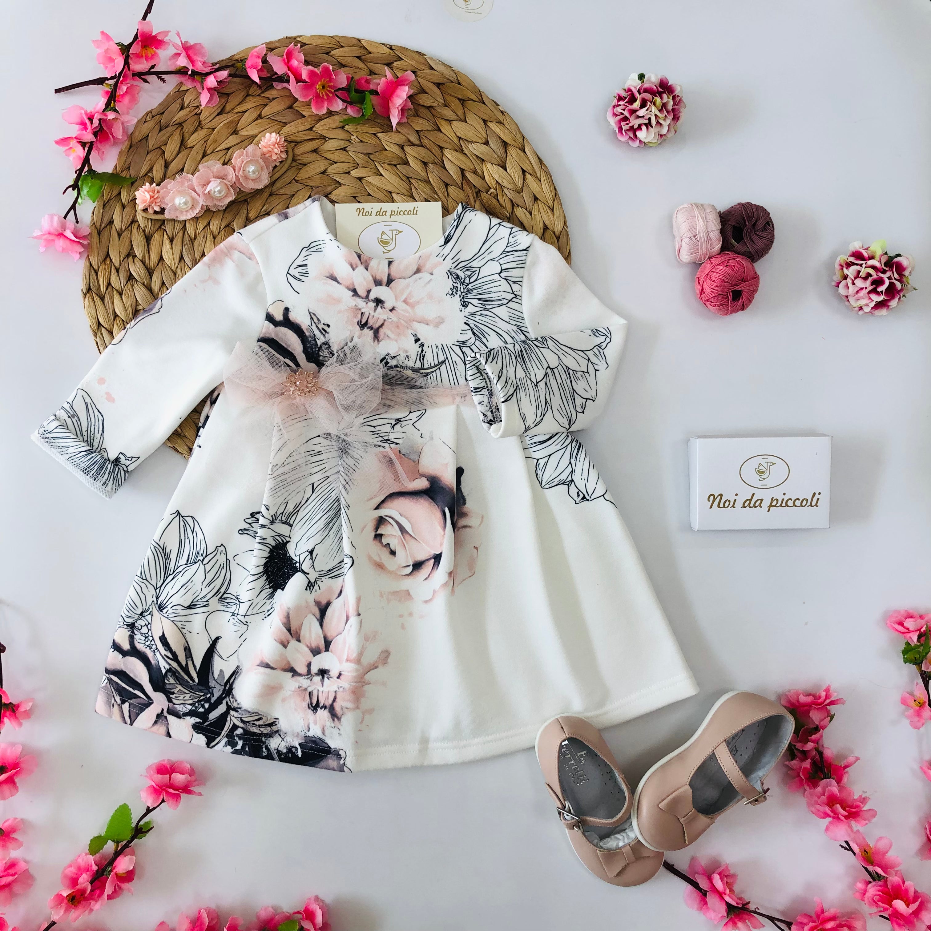 LITTLE WHITE DRESS WITH DELICATE ROSES