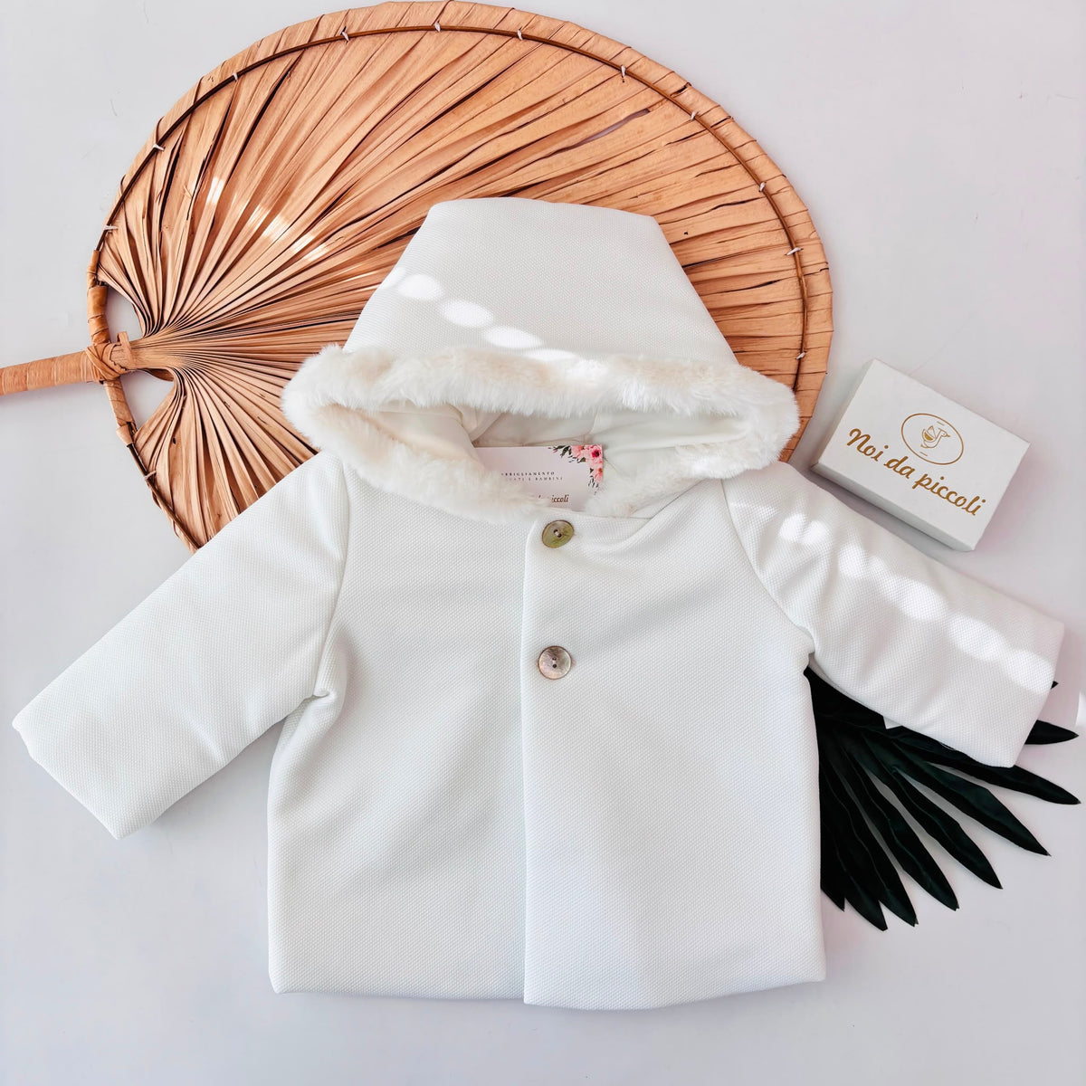 CAPPOTTO Con cappuccio e bottoni madreperla BIANCO