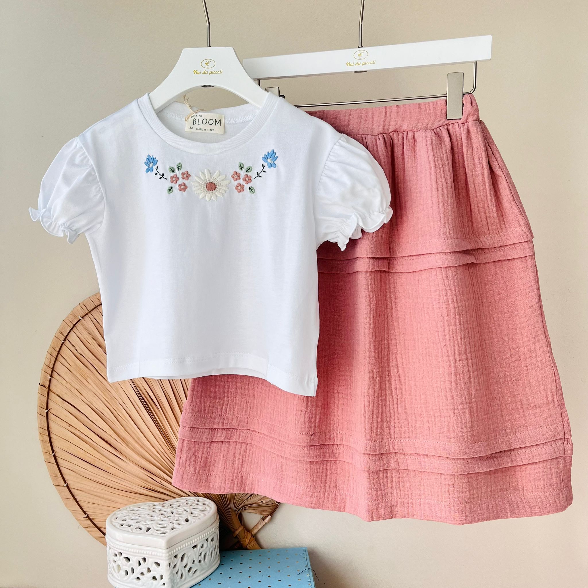 MAGLIA CON GONNA MALVA - Noi da piccoli