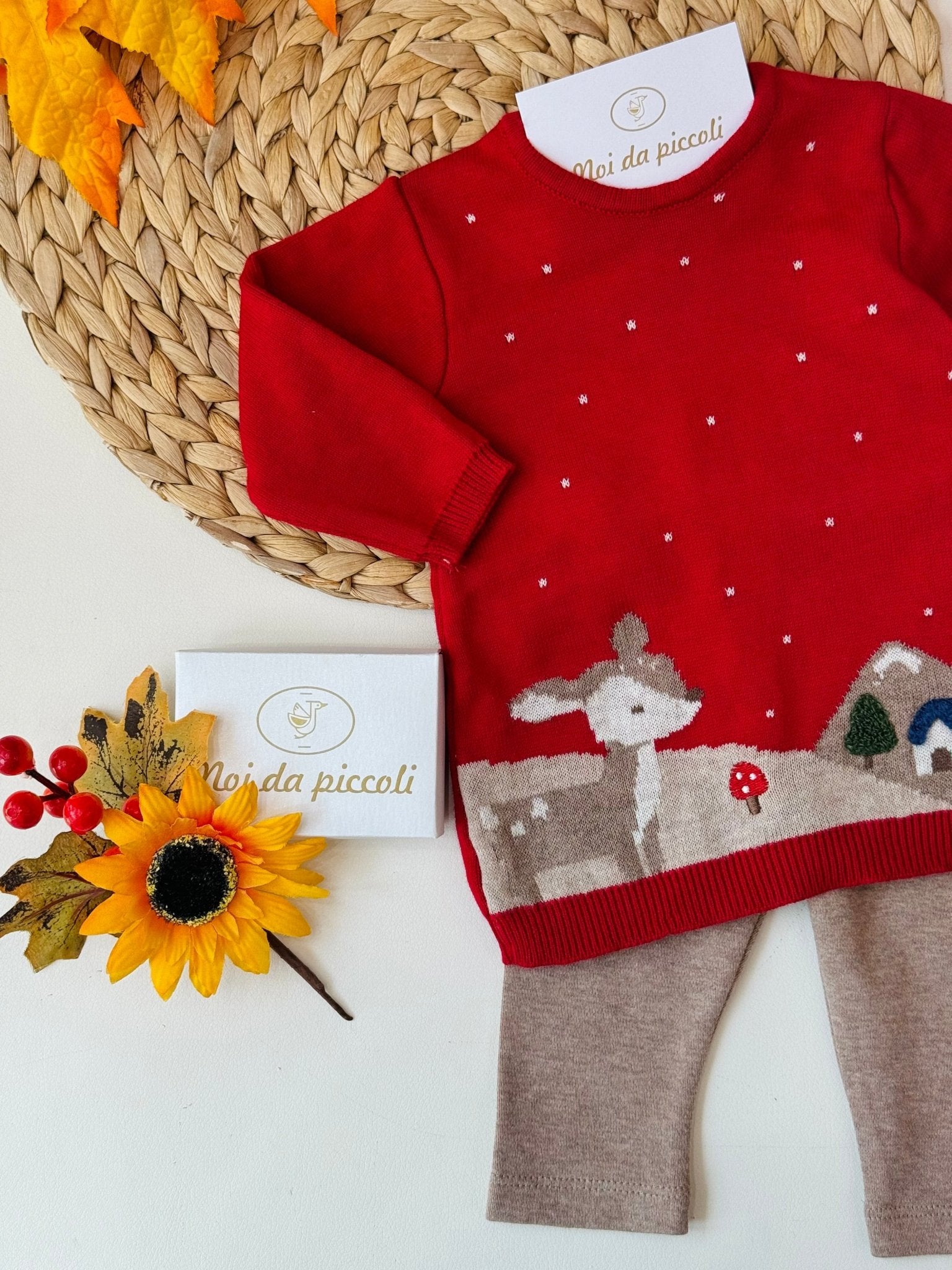 MAGLIA CON LEGGINS ROSSO E BEIGE FILATO CALDO - Noi da piccoli