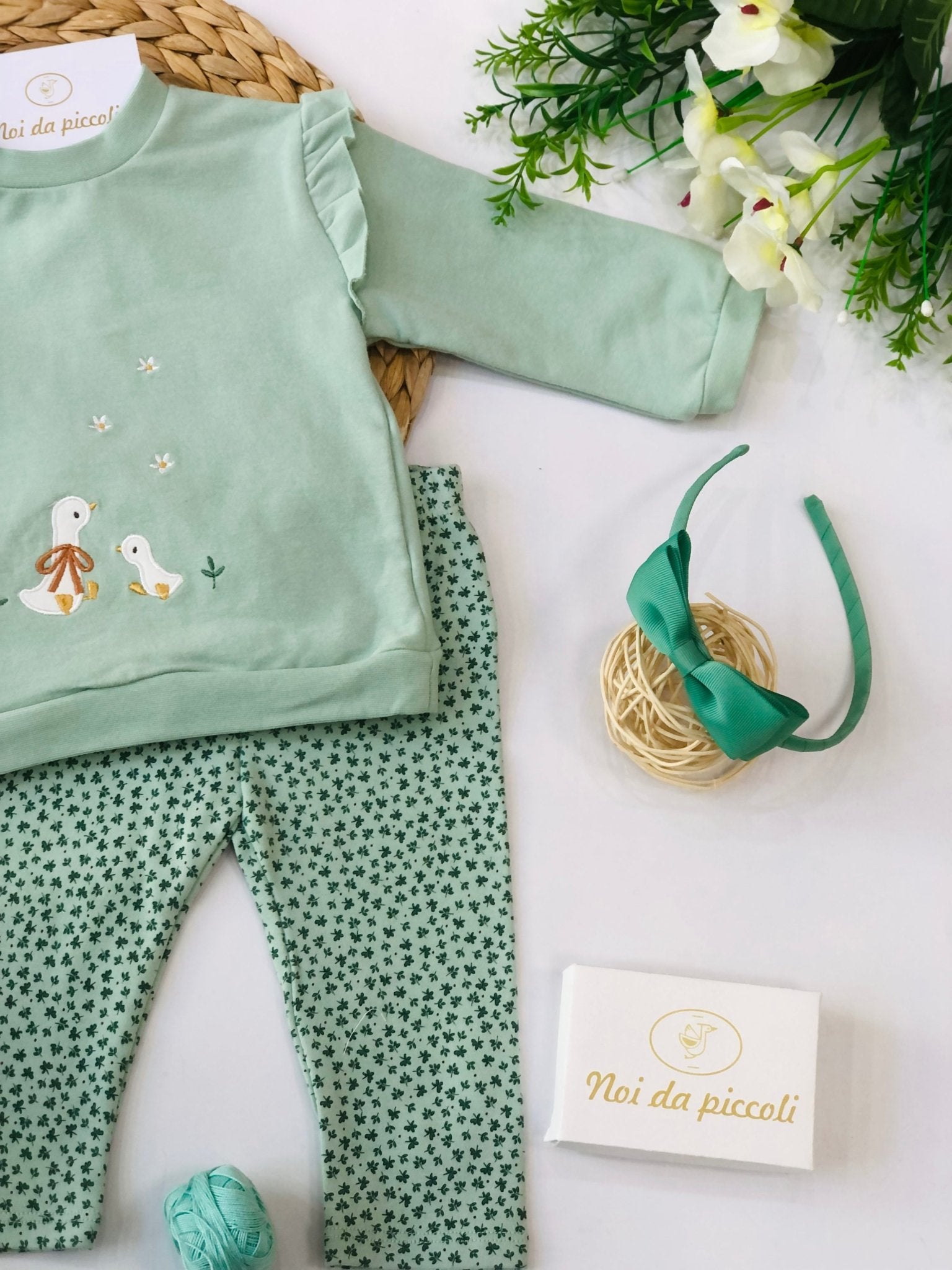 MAGLIA CON LEGGINS VERDE IN FELPA - Noi da piccoli