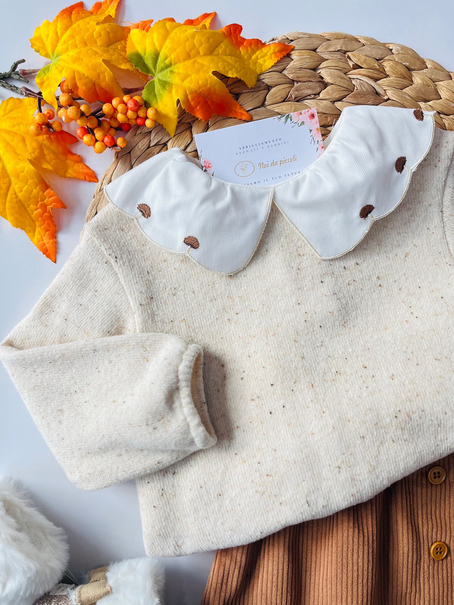 MAGLIONCINO CON GONNELLINA VELLUTINO A COSTINE BOSCO - Noi da piccoli