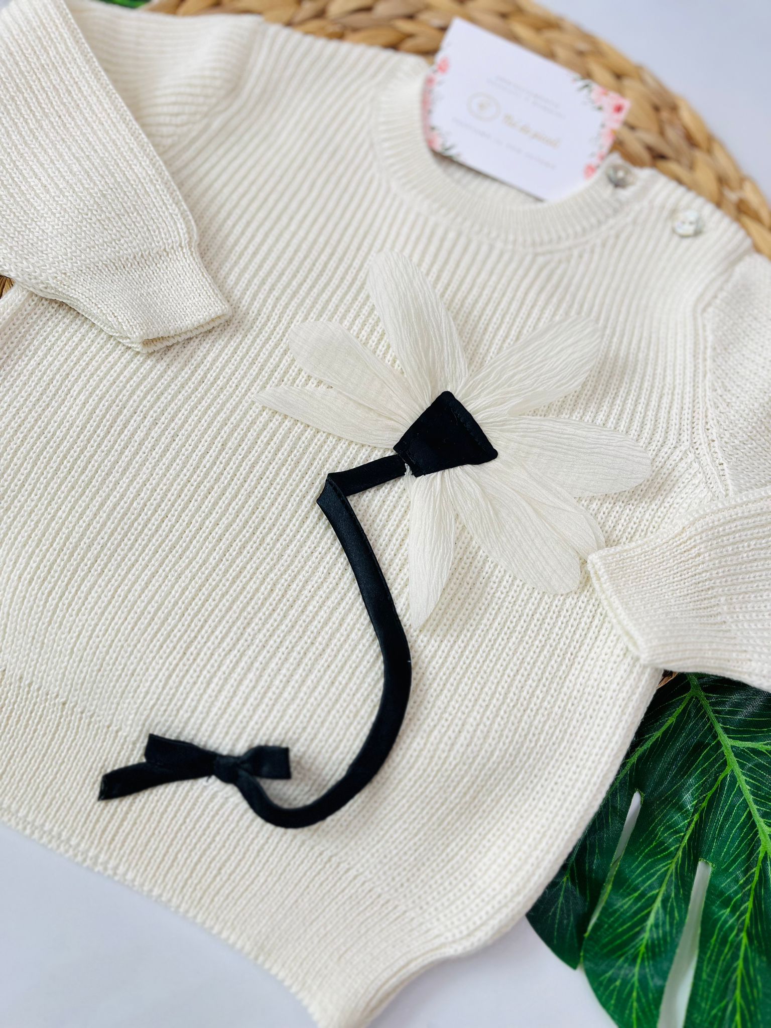 MAGLIONCINO GIRO COLLO LANA IN VERGINE FLOWER PANNA - Noi da piccoli