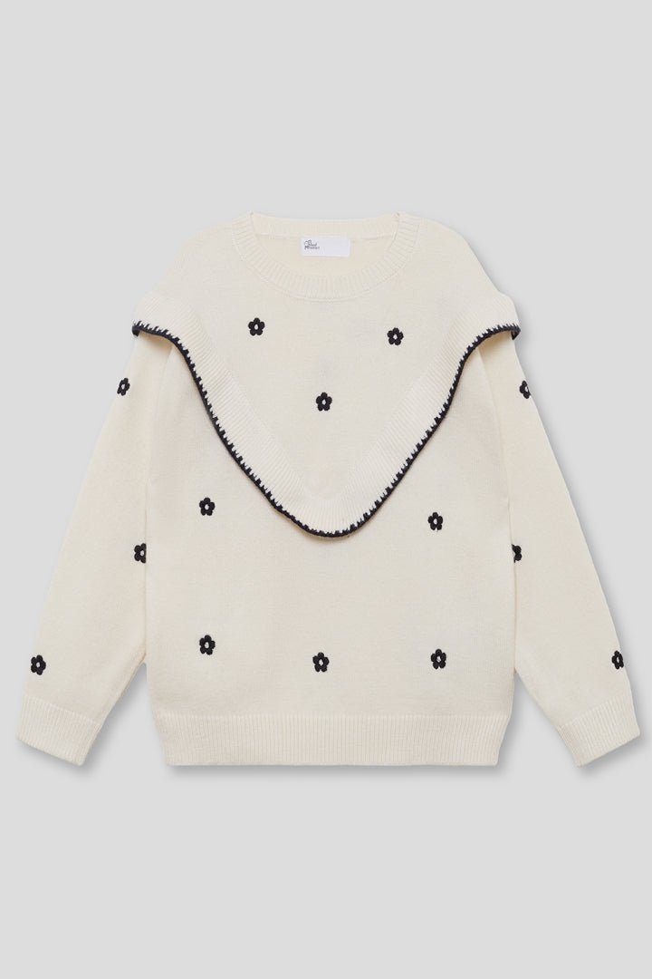 MAGLIONE IN FILATO CALDO CON COLLETTO E FIORELLINI PANNA