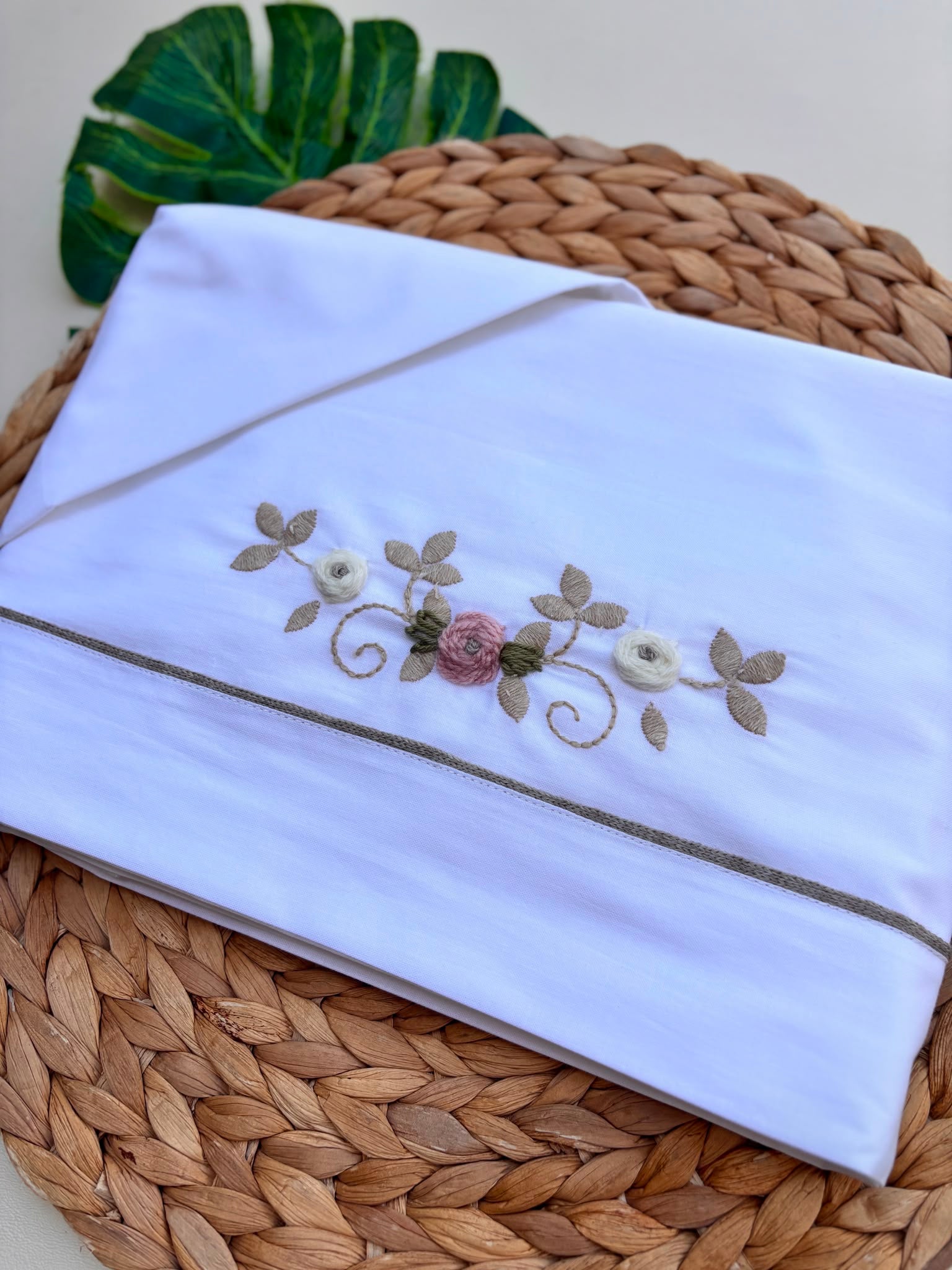 SET LENZUOLA IN COTONE BIANCO GHIRIGORI