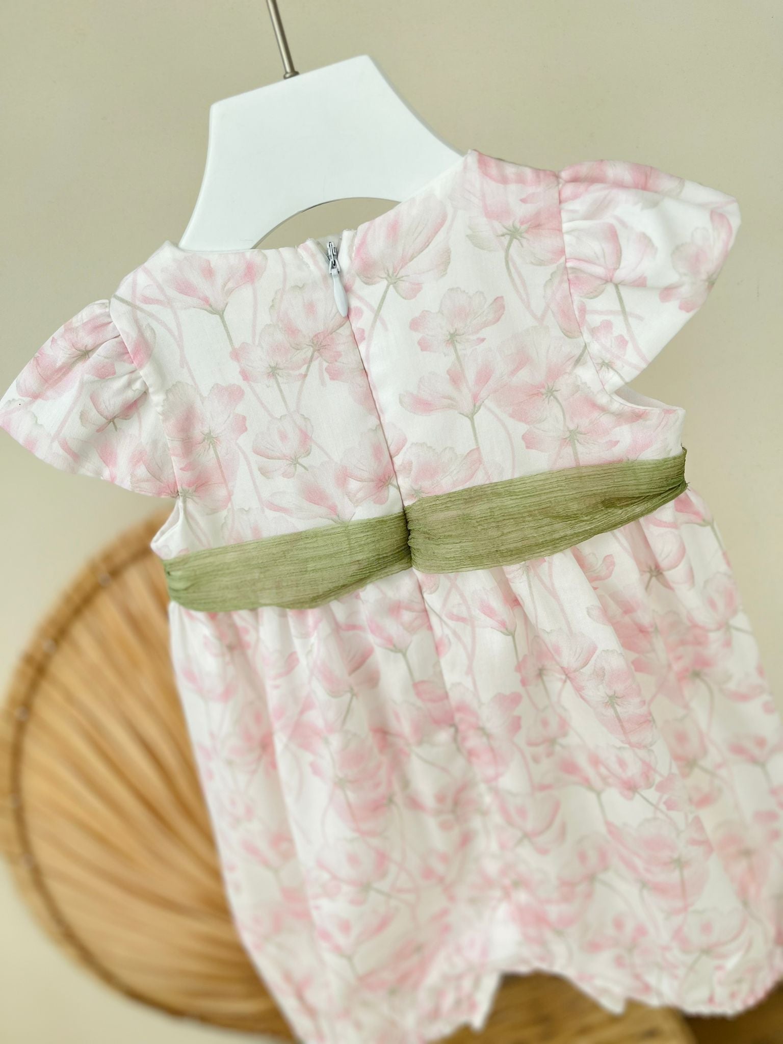 PAGLIACCETTO COTONE FRESCO FIORI ROSA E FASCIA VERDE - Noi da piccoli