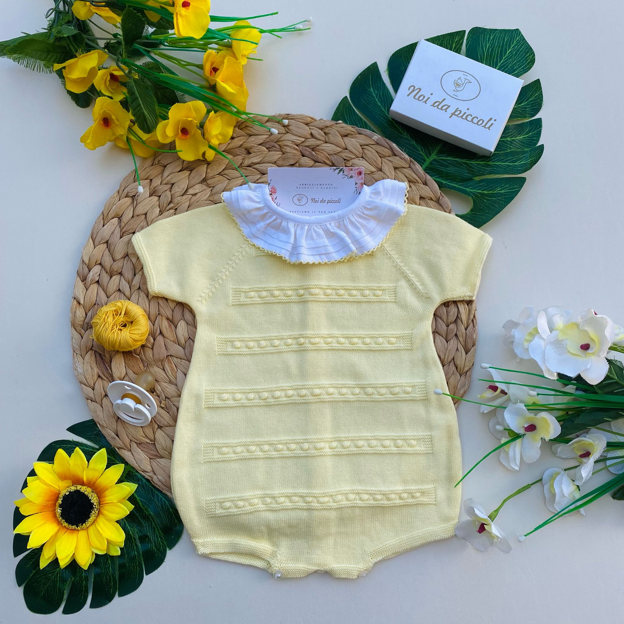 PAGLIACCETTO GIALLO CON COLLETTO BIANCO - Noi da piccoli