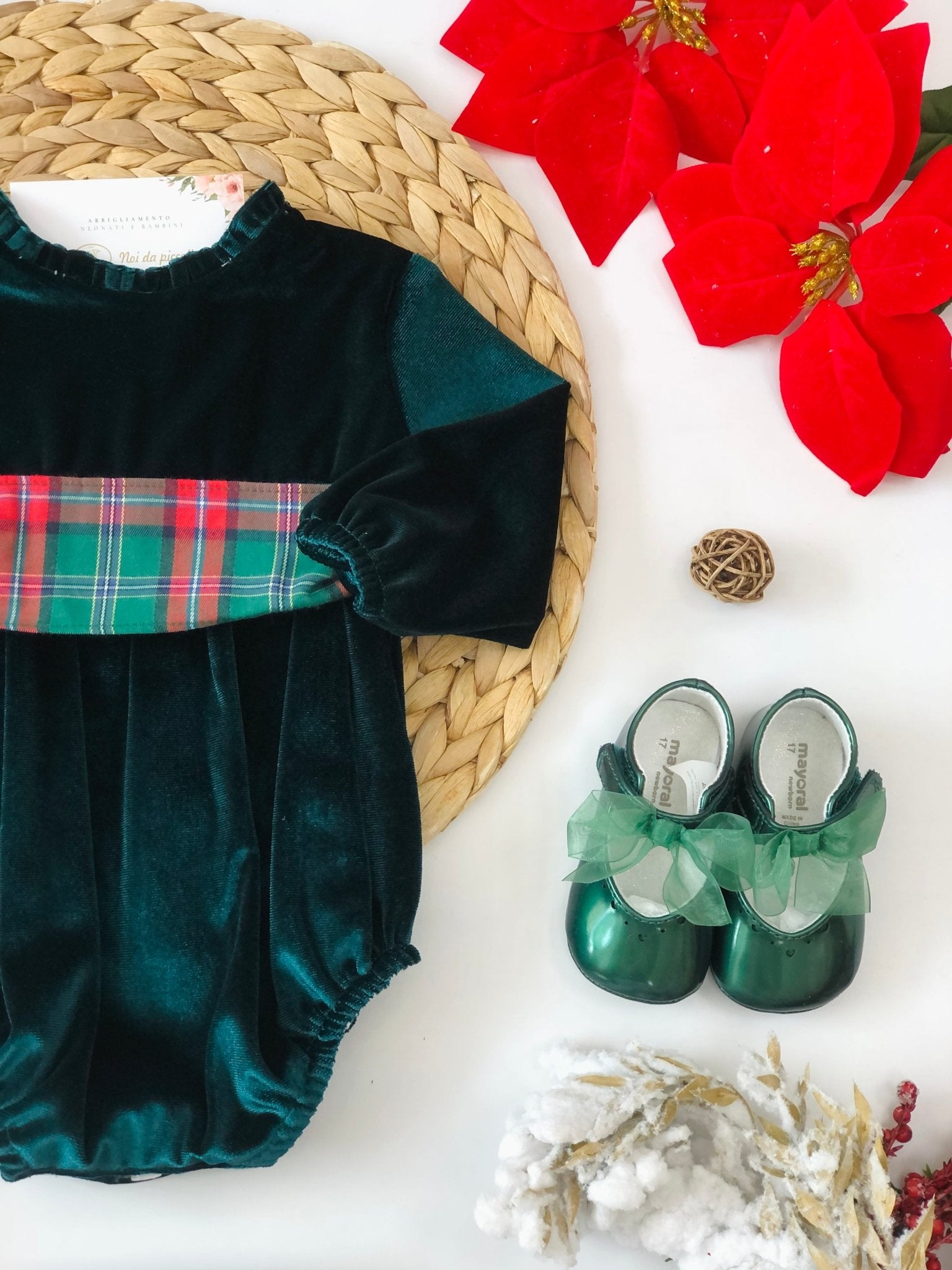 PAGLIACCETTO VELLUTO VERDE CON FASCIA TARTAN - Noi da piccoli