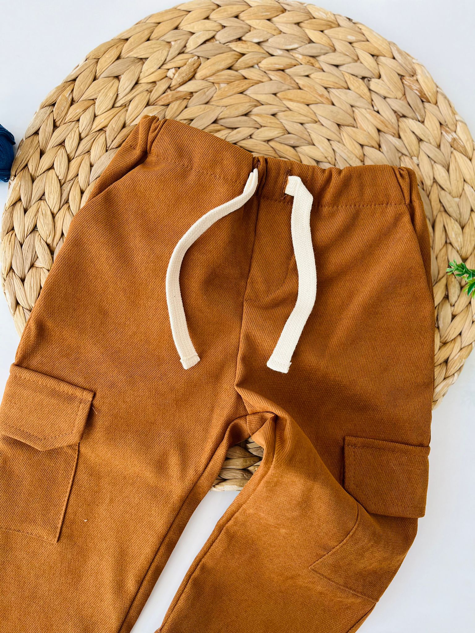 PANTALACCIO MODELLO CARGO CAMMELLO - Noi da piccoli