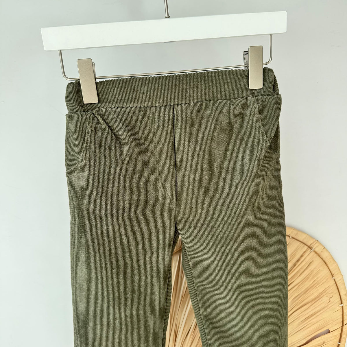 PANTALONE IN VELLUTINO A COSTINE VERDE - Noi da piccoli