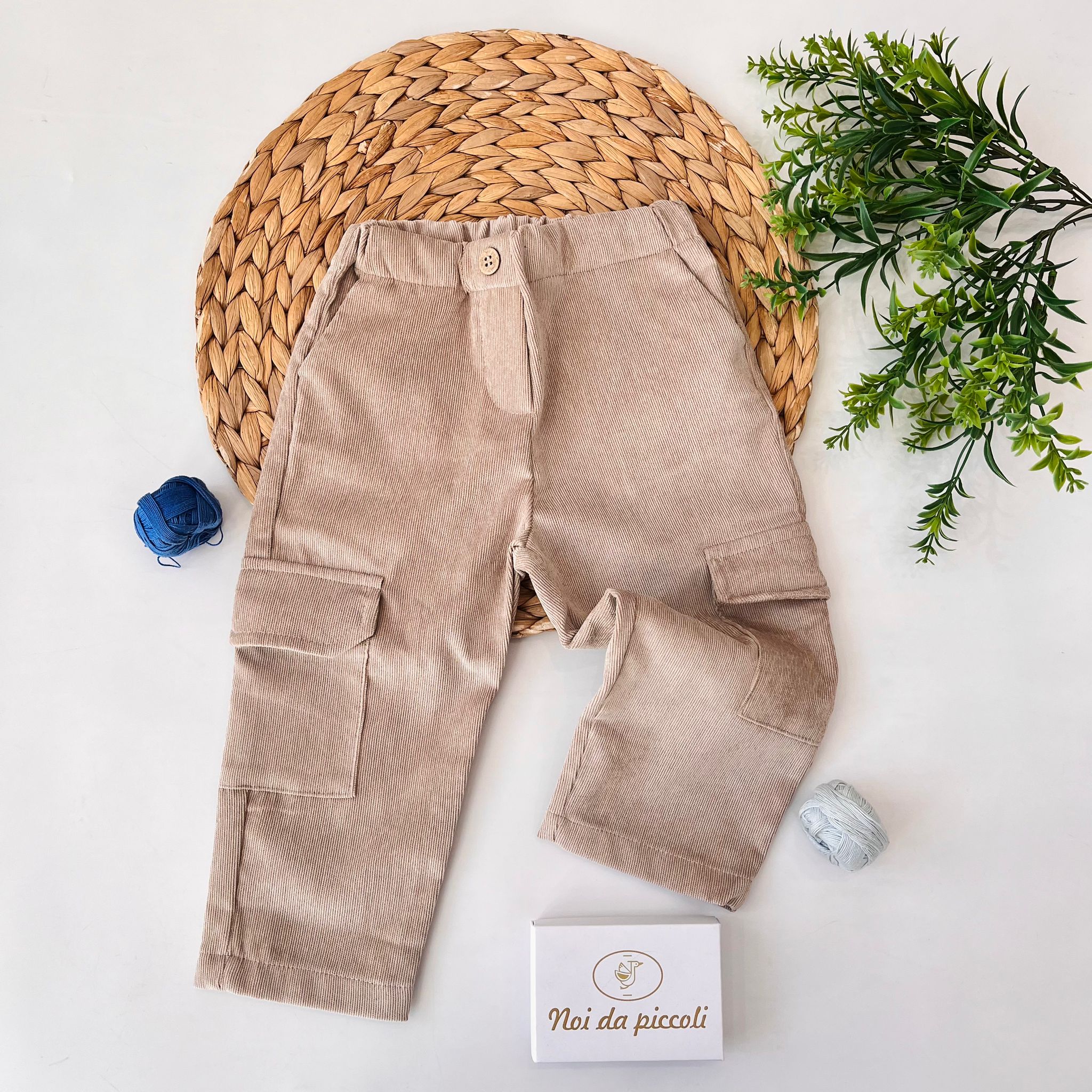 PANTALONE MODELLO CARGO A COSTINE BEIGE - Noi da piccoli