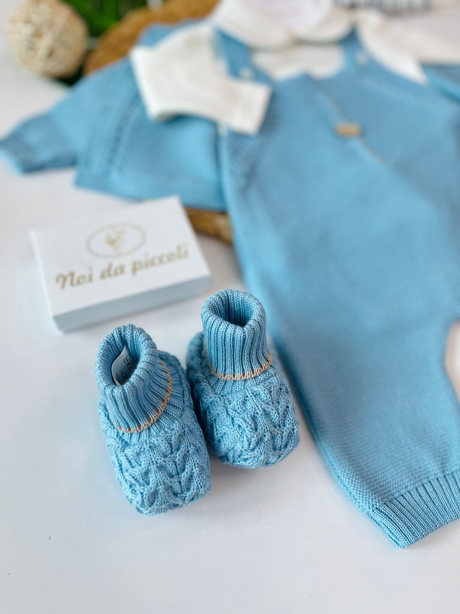 SALOPETTE CON BABBUCCE 100% LANA AZZURRO PUGLIA CAMMELLO - Noi da piccoli