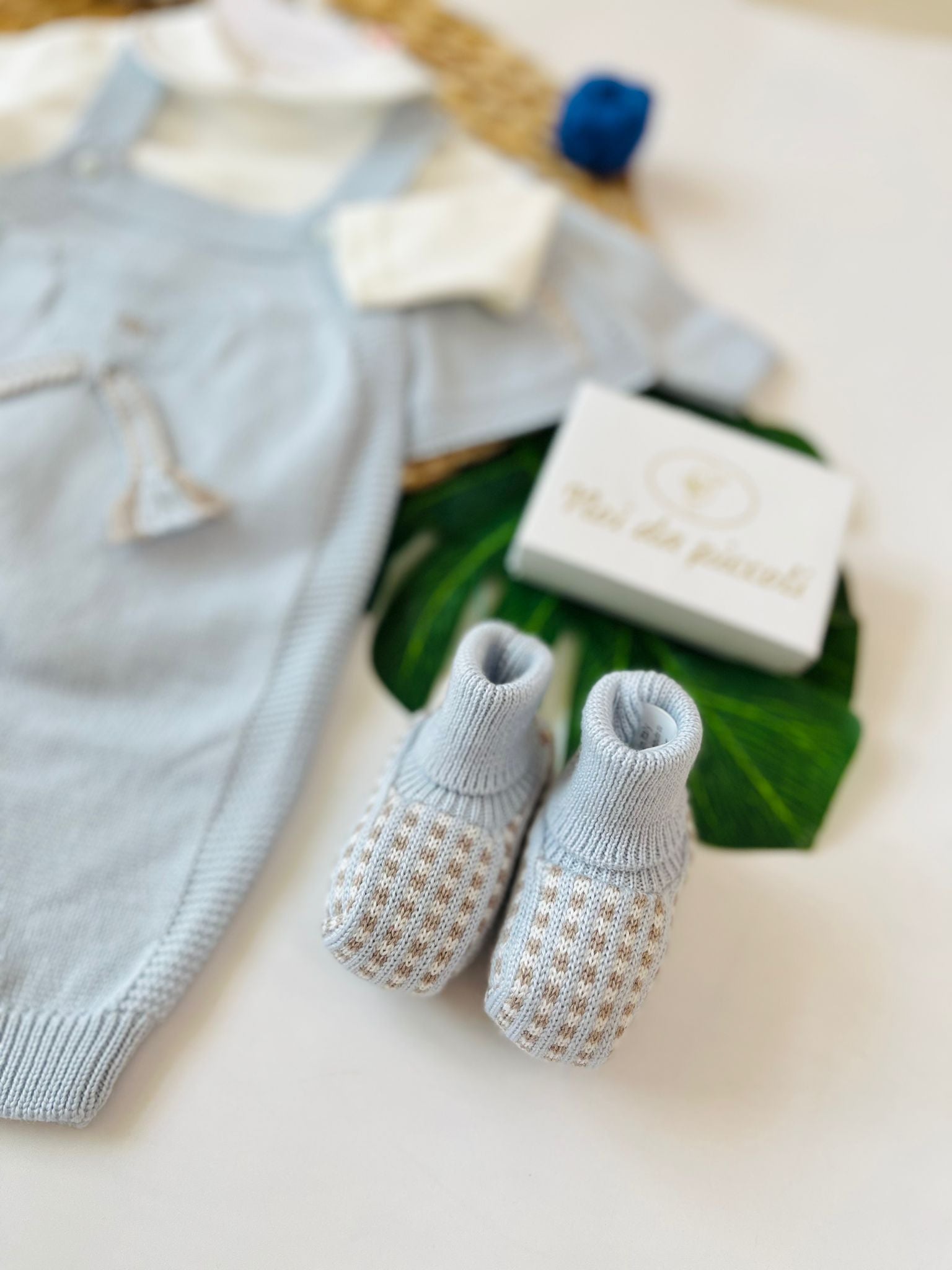 SALOPETTE CON BABBUCCE 100% LANA CIELO TORTORA - Noi da piccoli