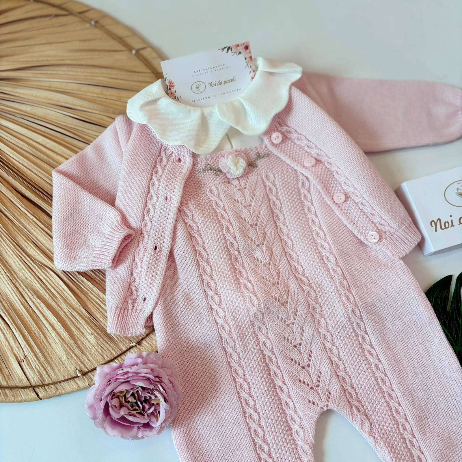 SALOPETTE CON BABBUCCE 100% LANA ROSA CAMELIE - Noi da piccoli