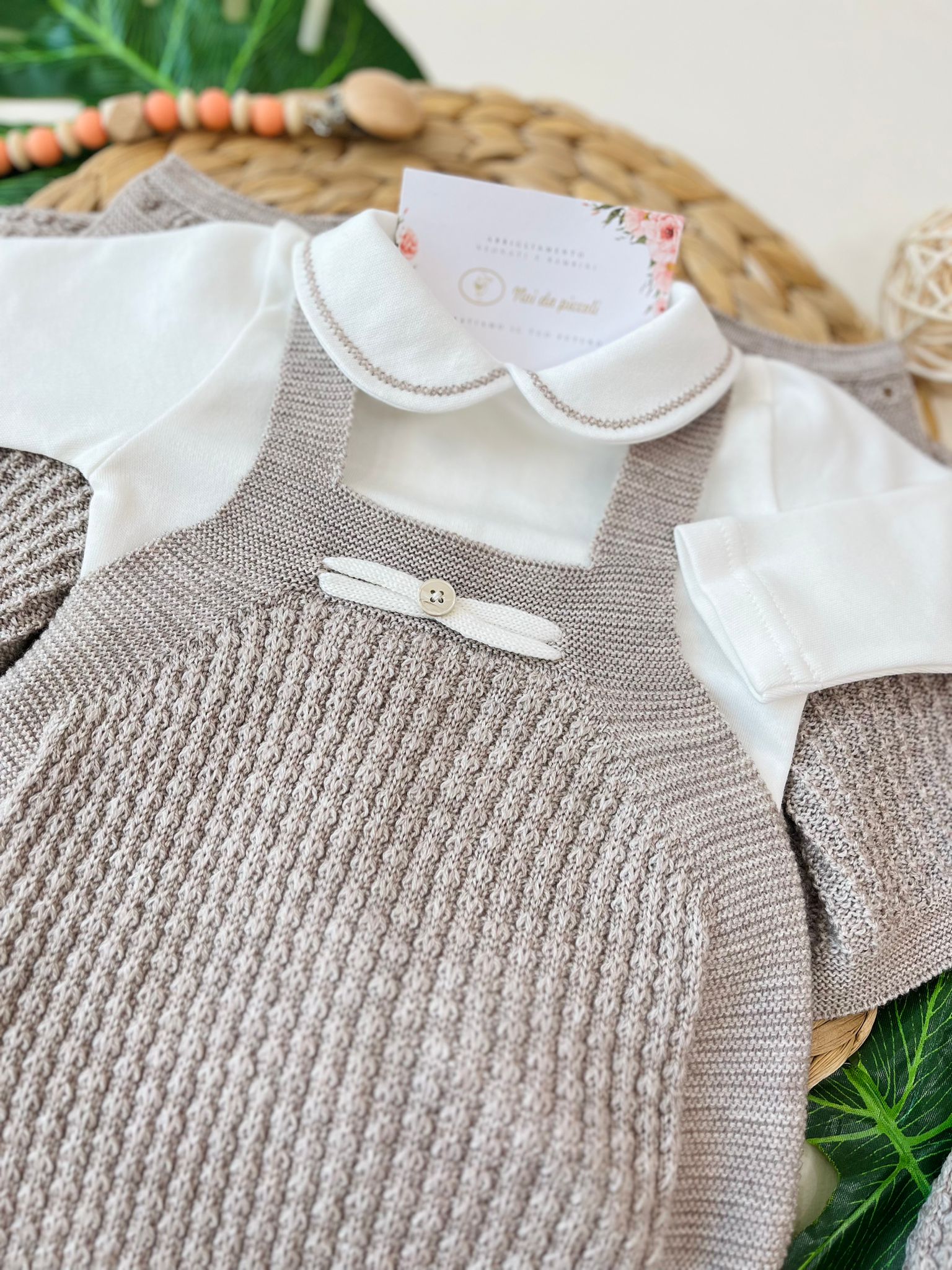 SALOPETTE CON BABBUCCE 100% LANA TORTORA VANIGLIA - Noi da piccoli