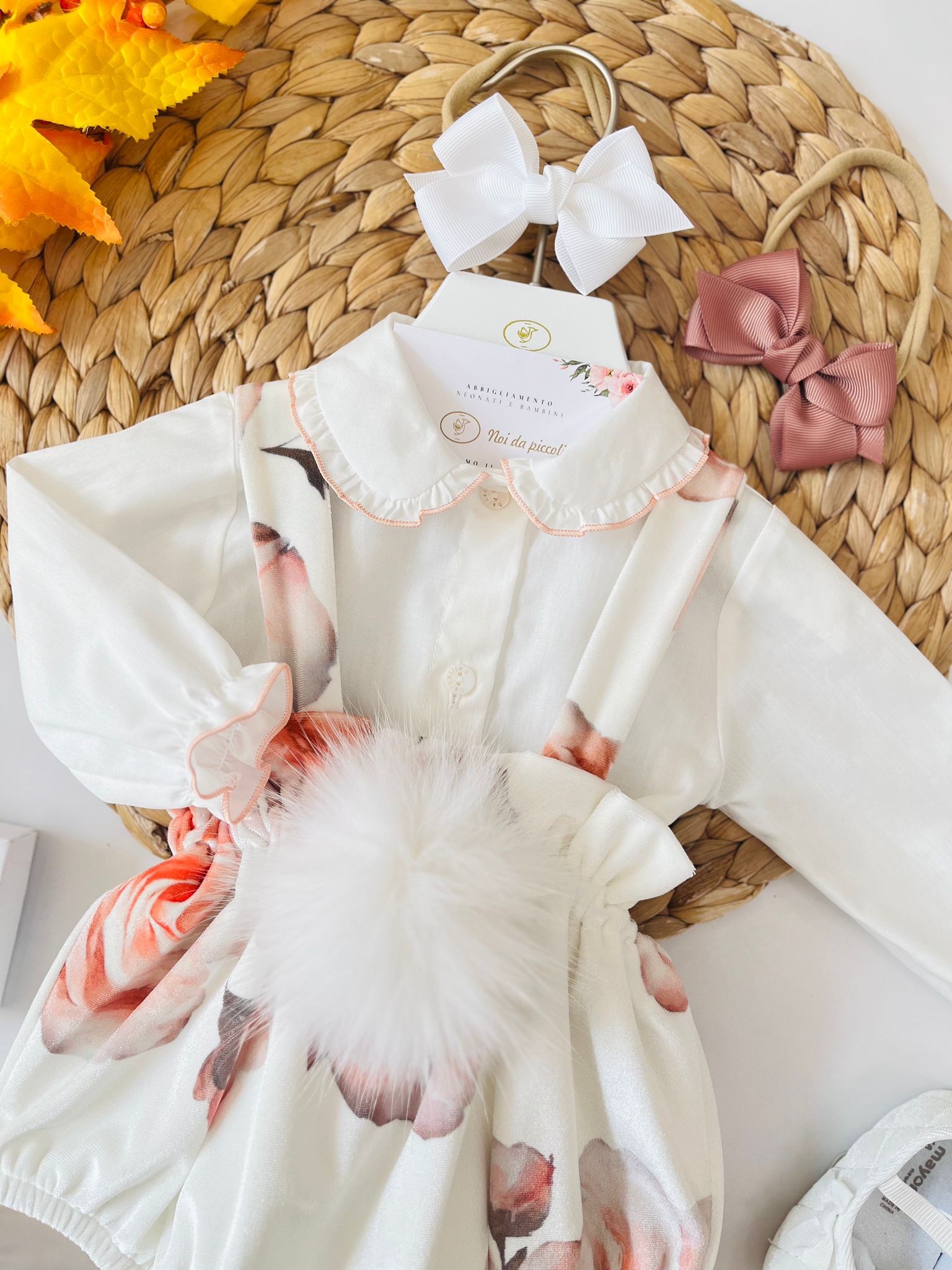 SALOPETTE CON CAMICINA AUTUNNO PANNA E PESCA - Noi da piccoli