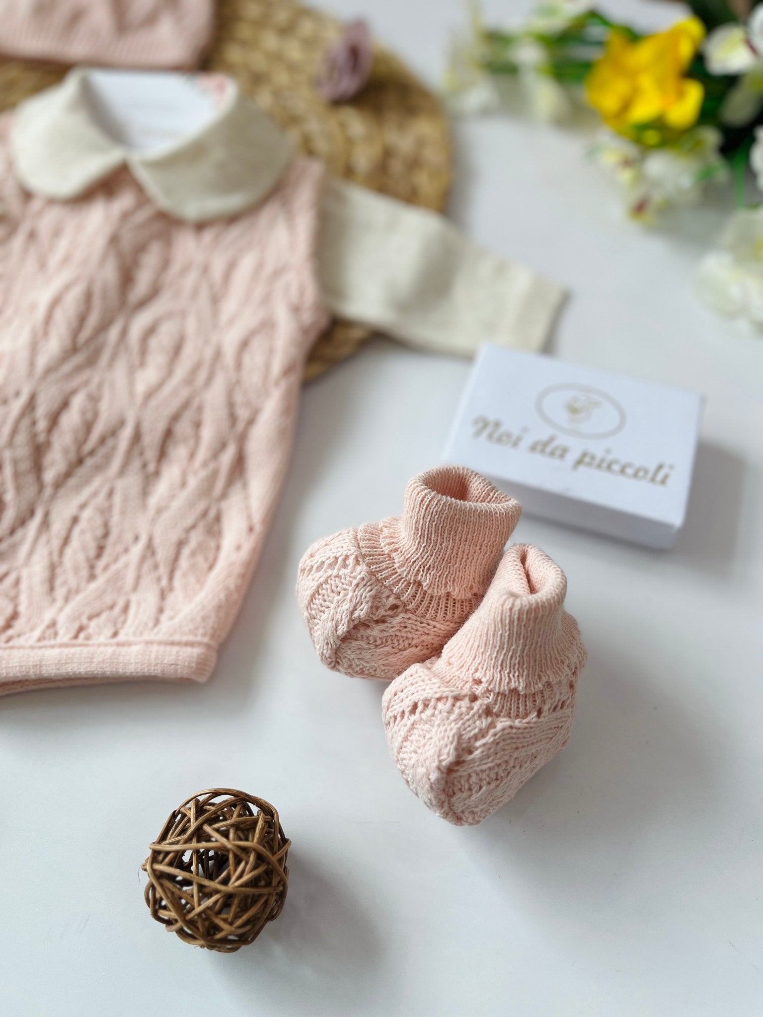 SALOPETTE CON MAGLIETTINA E SET PARURE ROSA BEIGE MISTO LANA - Noi da piccoli