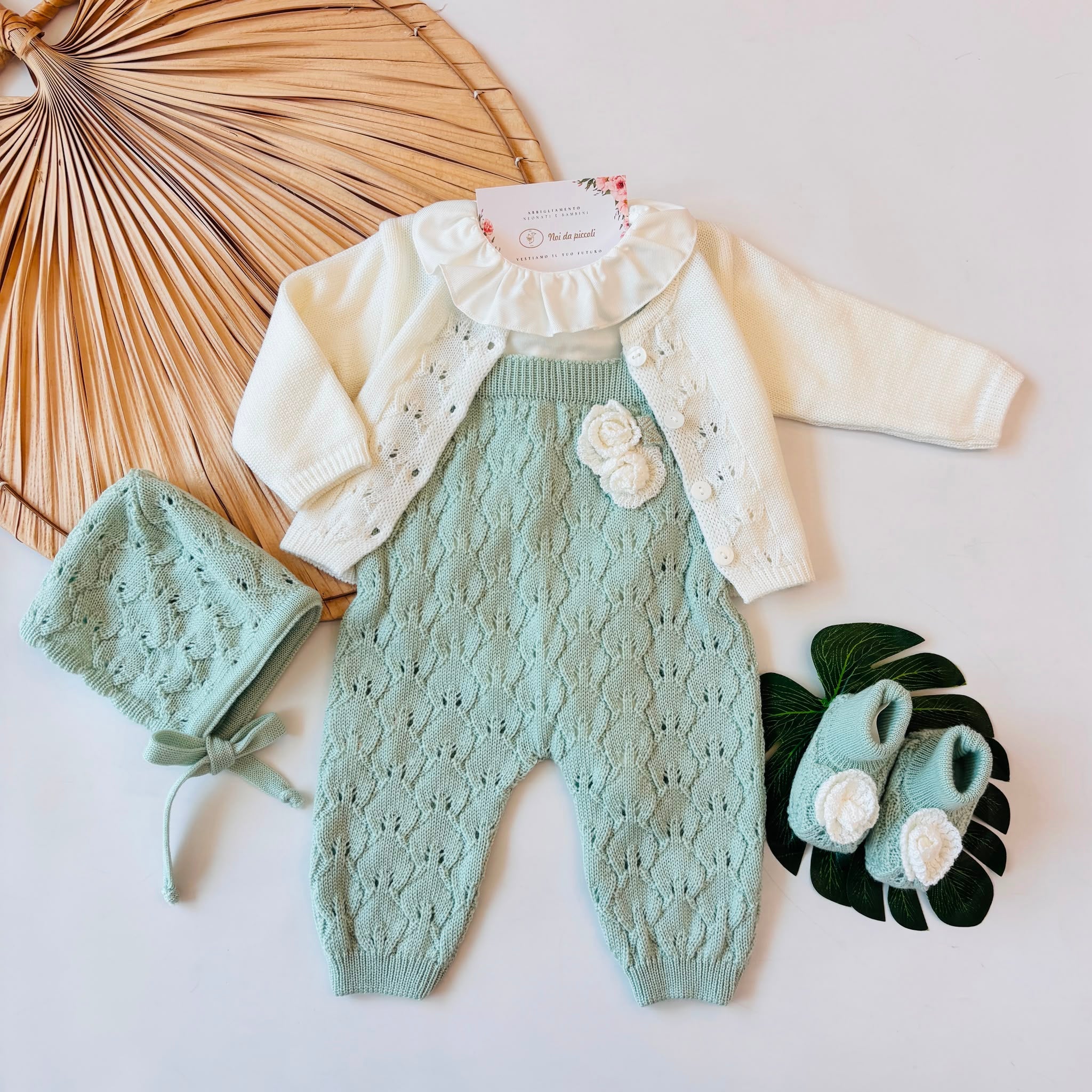 SALOPETTE CON PARURE 100% LANA VERDE E PANNA - Noi da piccoli