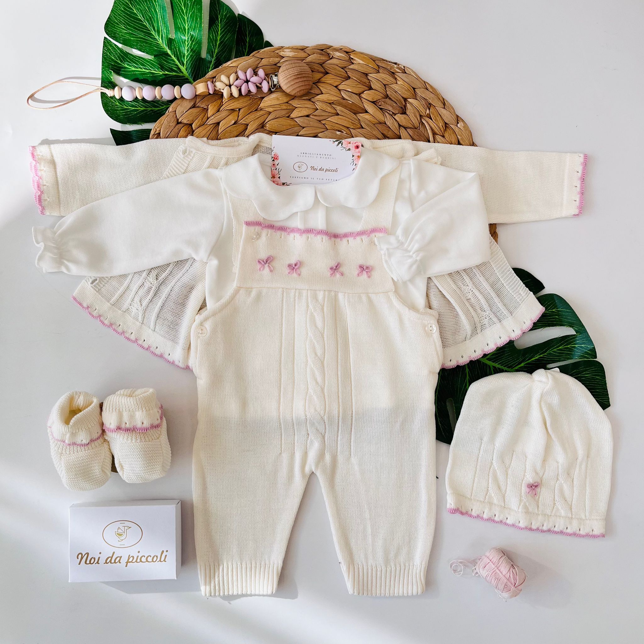 SALOPETTE CON PARURE FILATO CALDO PANNA CICLAMINO - Noi da piccoli