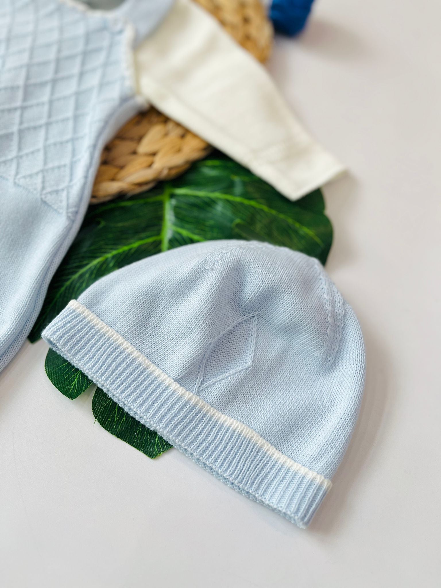 SALOPETTE CON PARURE ROMBI FILATO CALDO PANNA CIELO - Noi da piccoli