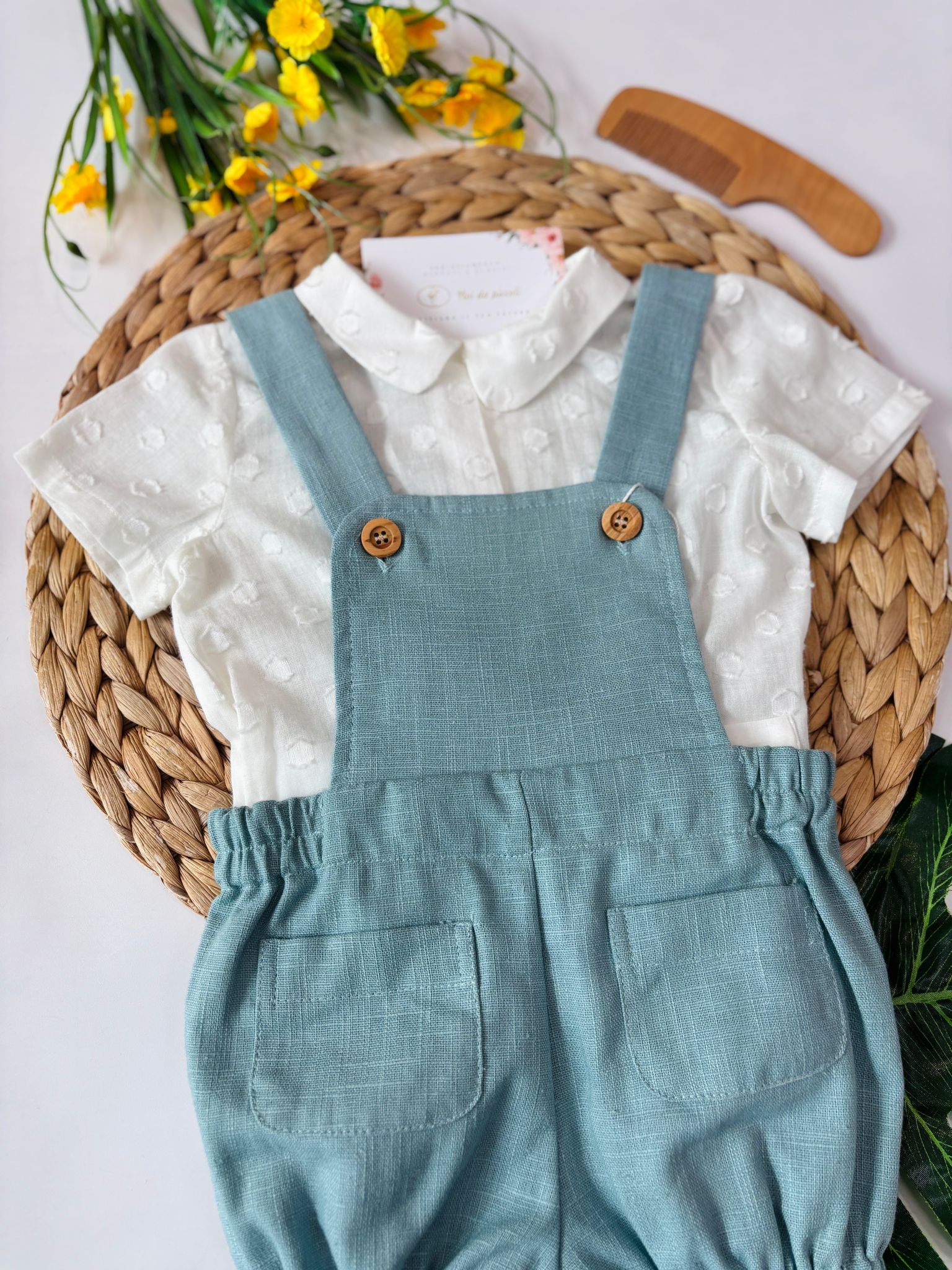 SALOPETTE IN COTONE CON MAGLIETTINA BIANCO VERDE - Noi da piccoli