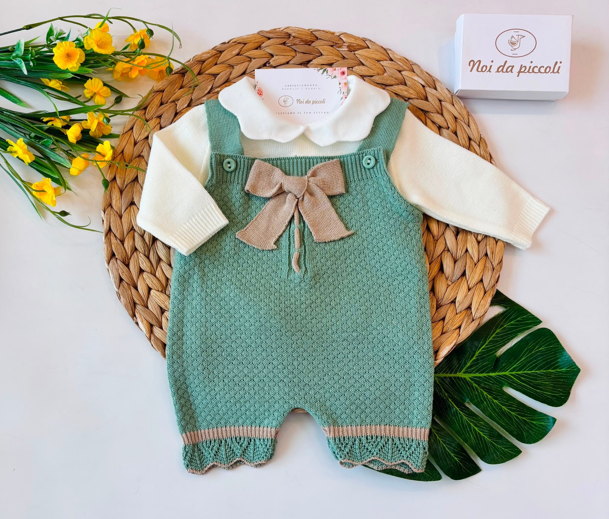SALOPETTE IN LANA VERDE E BEIGE - Noi da piccoli