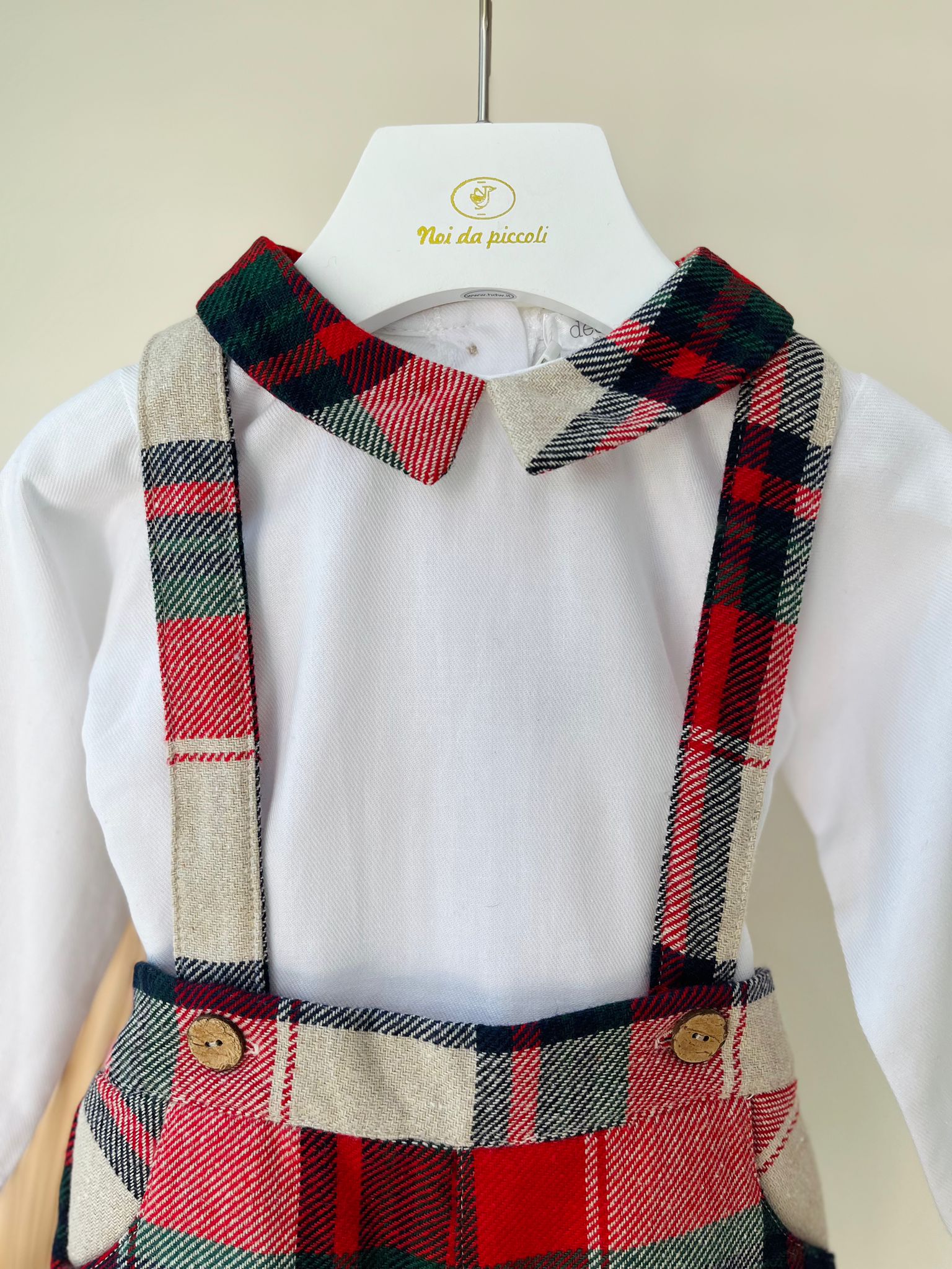 SALOPETTE TARTAN CON CAMICIA BIANCO E TARTAN - Noi da piccoli