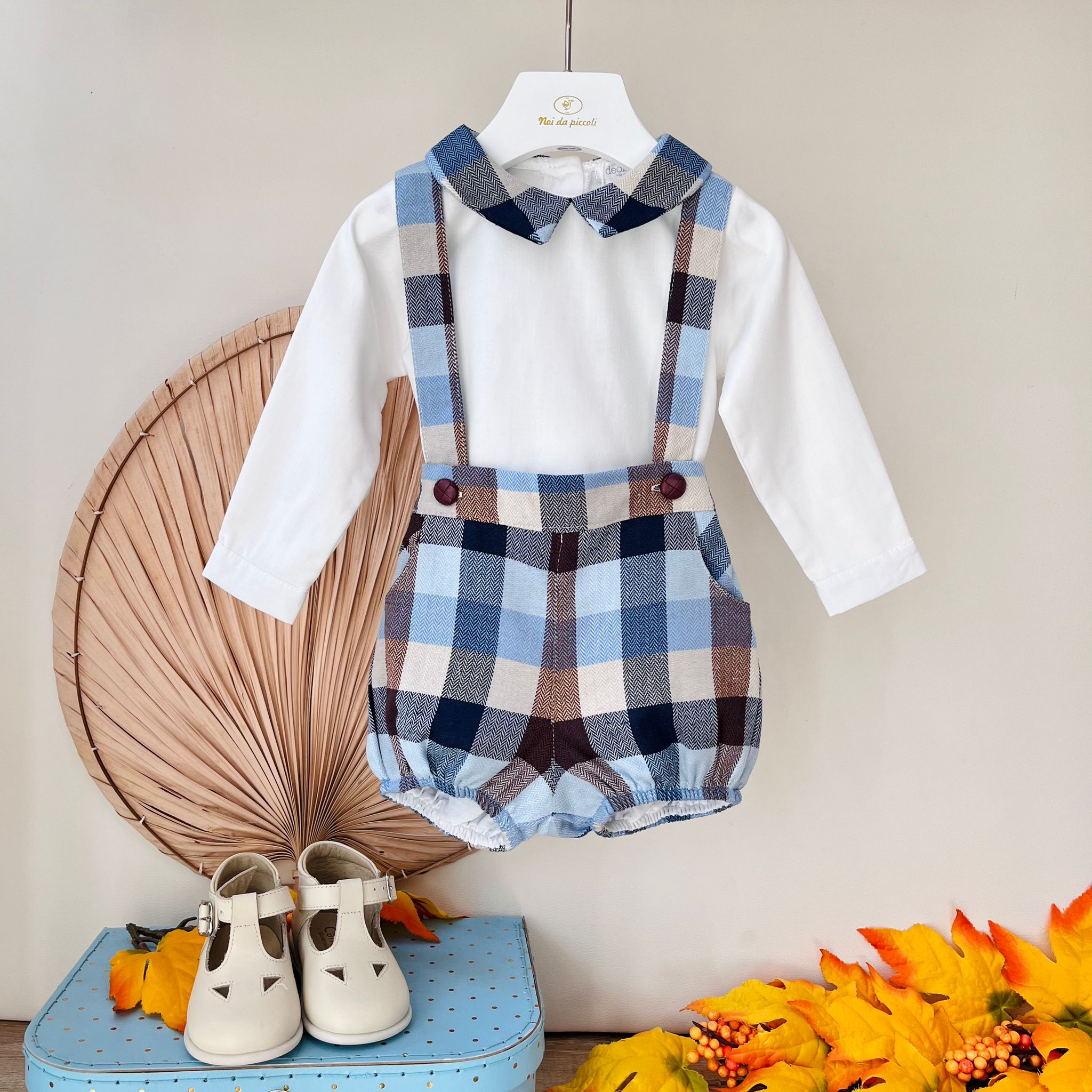 SALOPETTE TARTAN CON CAMICIA CIELO - Noi da piccoli